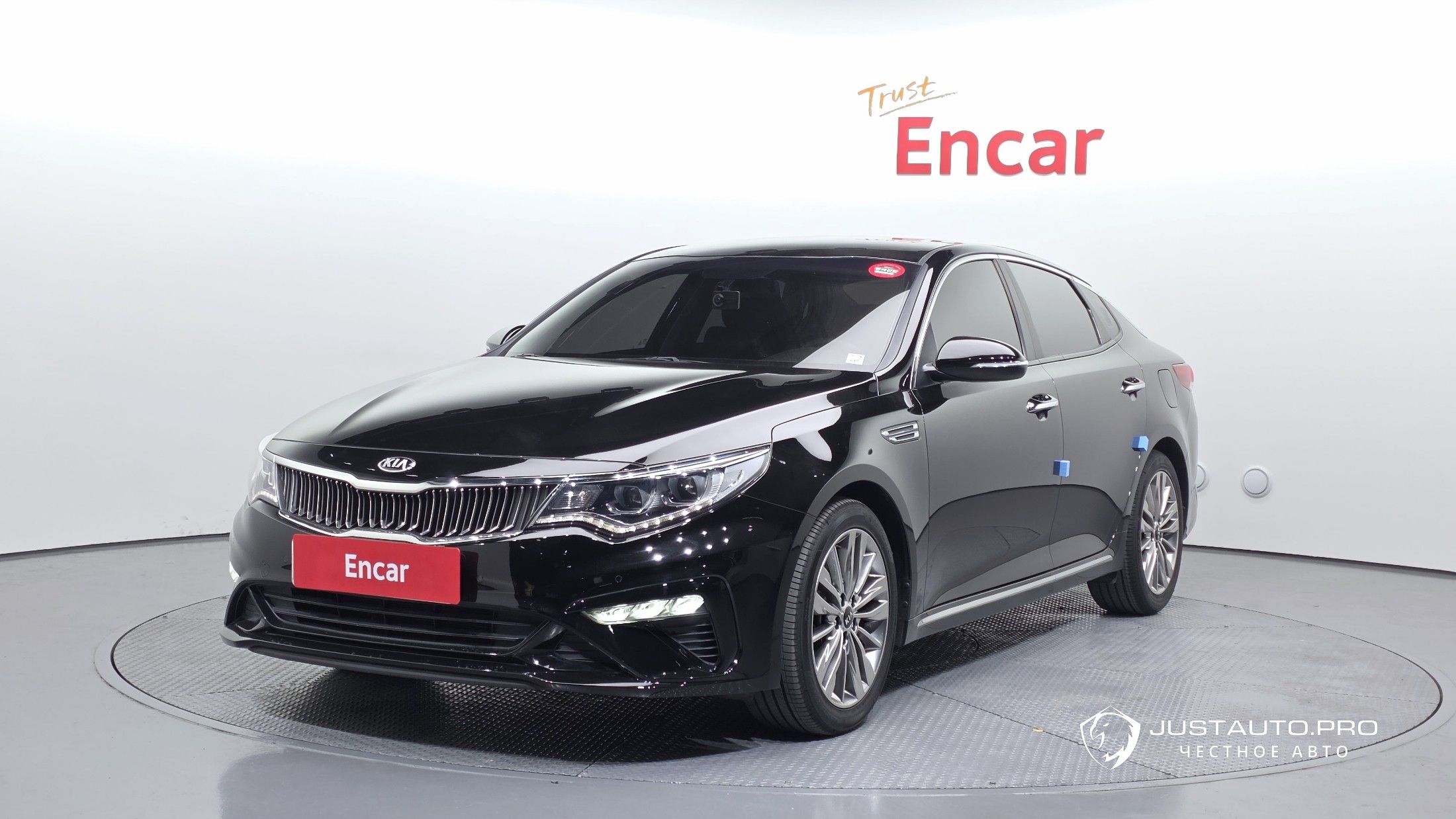Автомобиль Kia K5