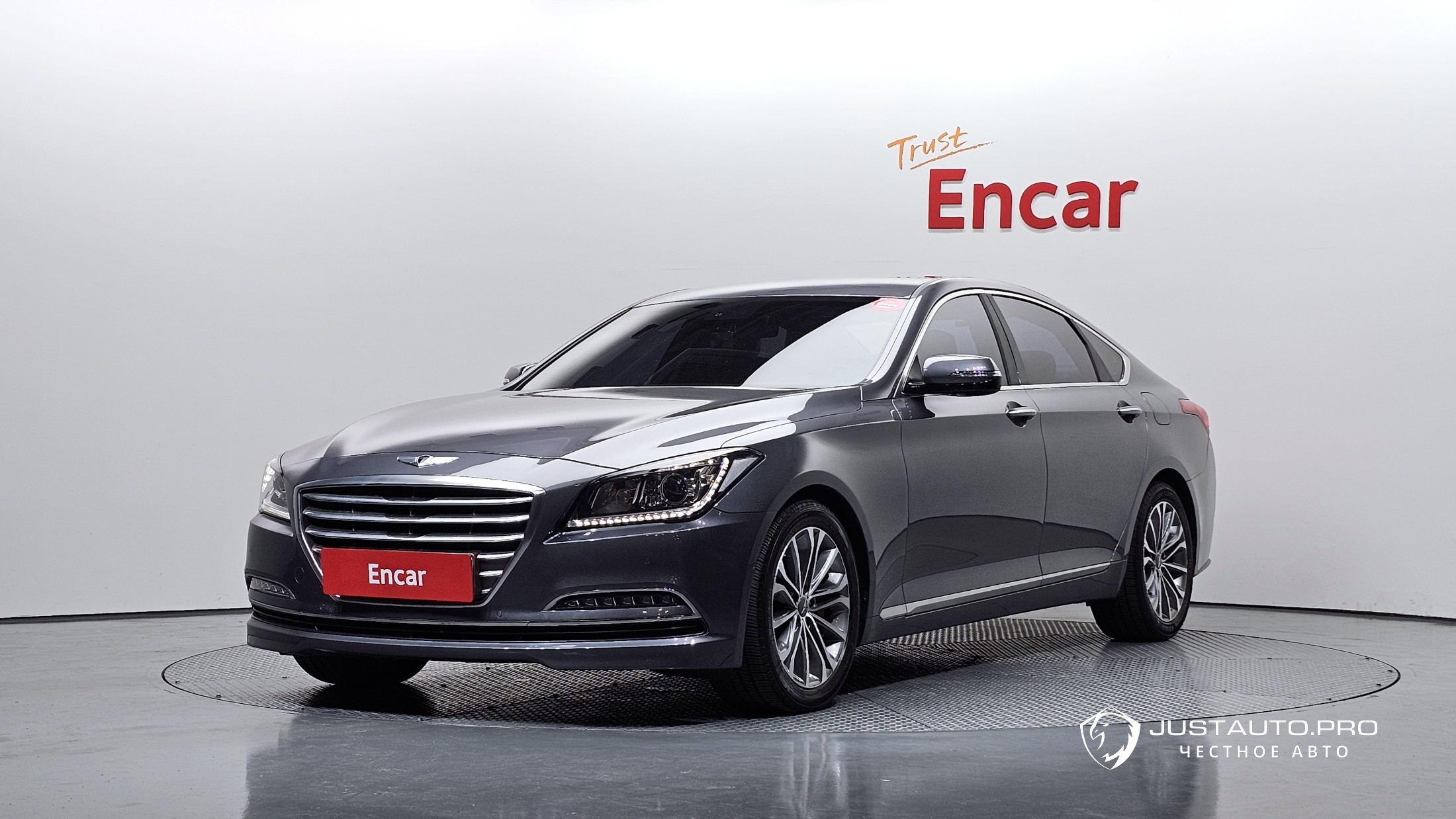 Автомобиль Hyundai Genesis