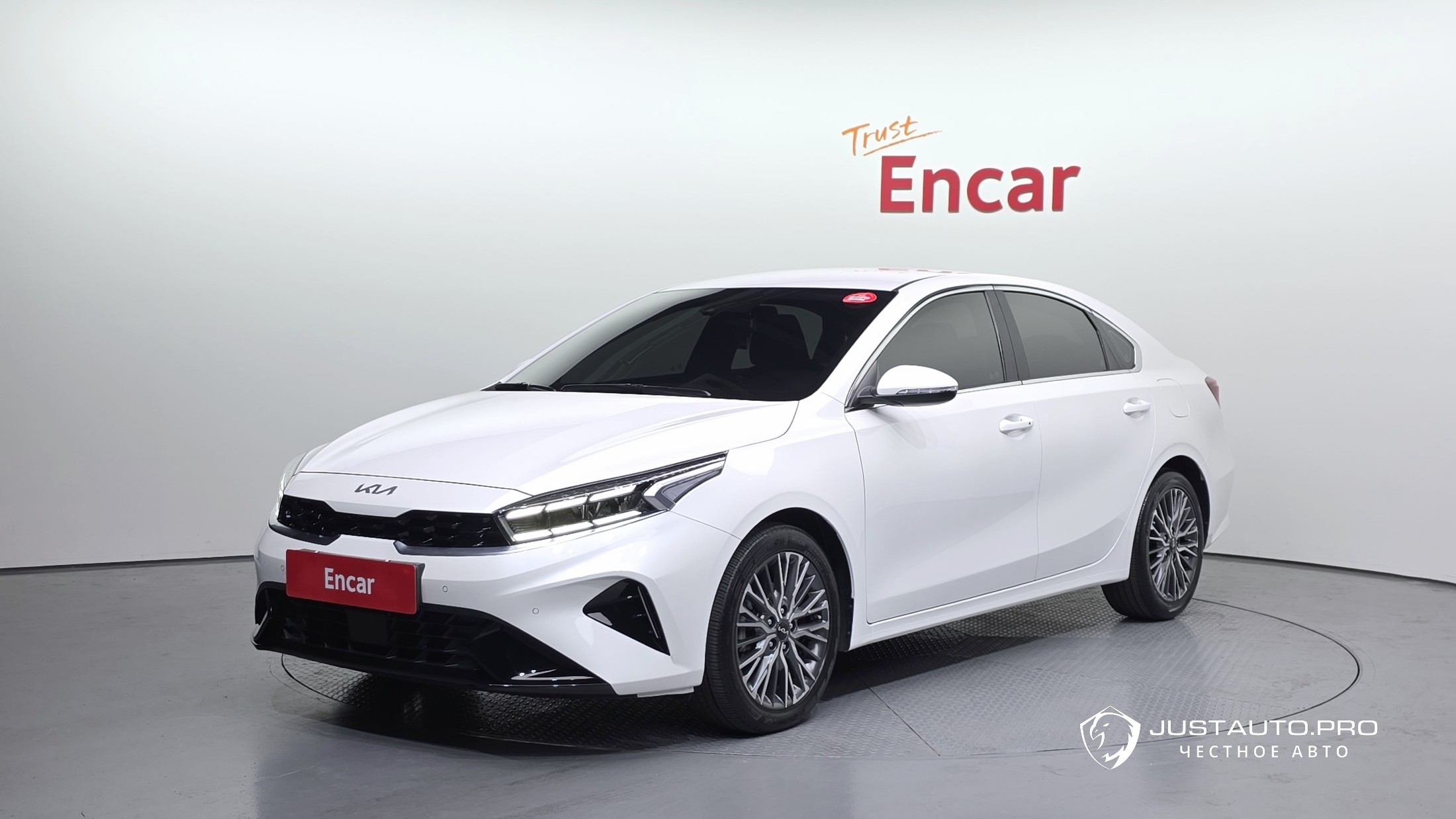 Автомобиль Kia K3