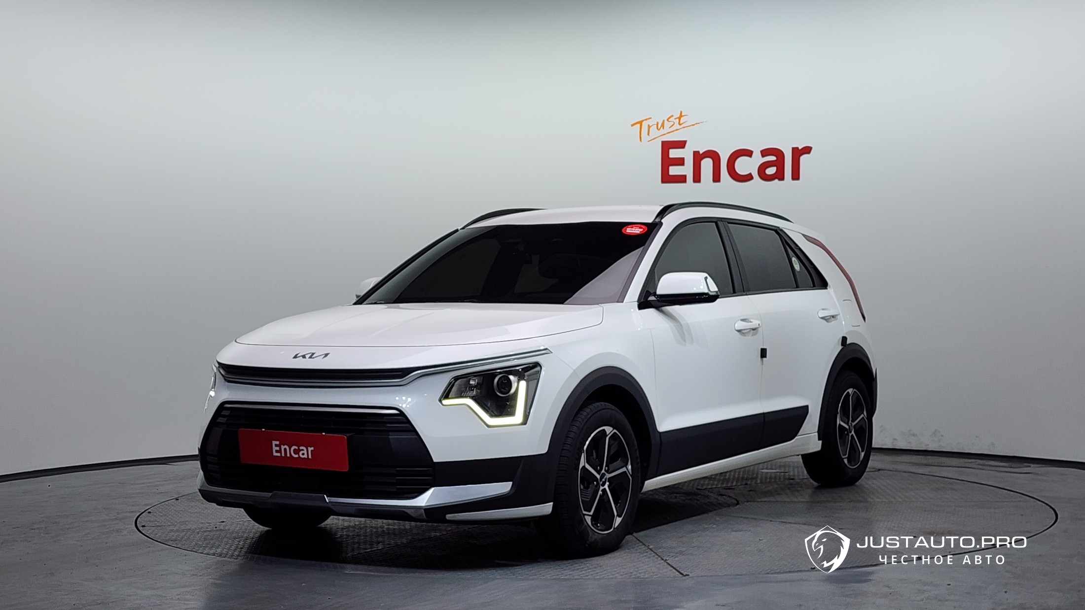 Автомобиль Kia Niro