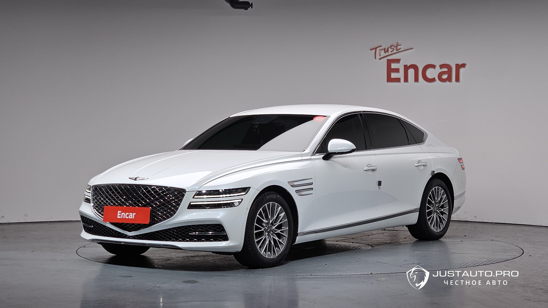 Автомобиль Genesis G80