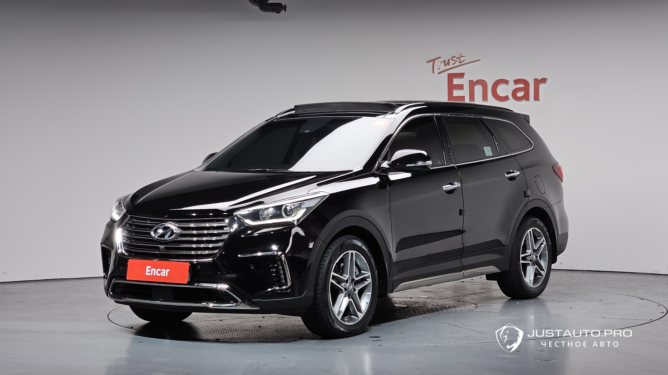 Автомобиль Hyundai Maxcruz