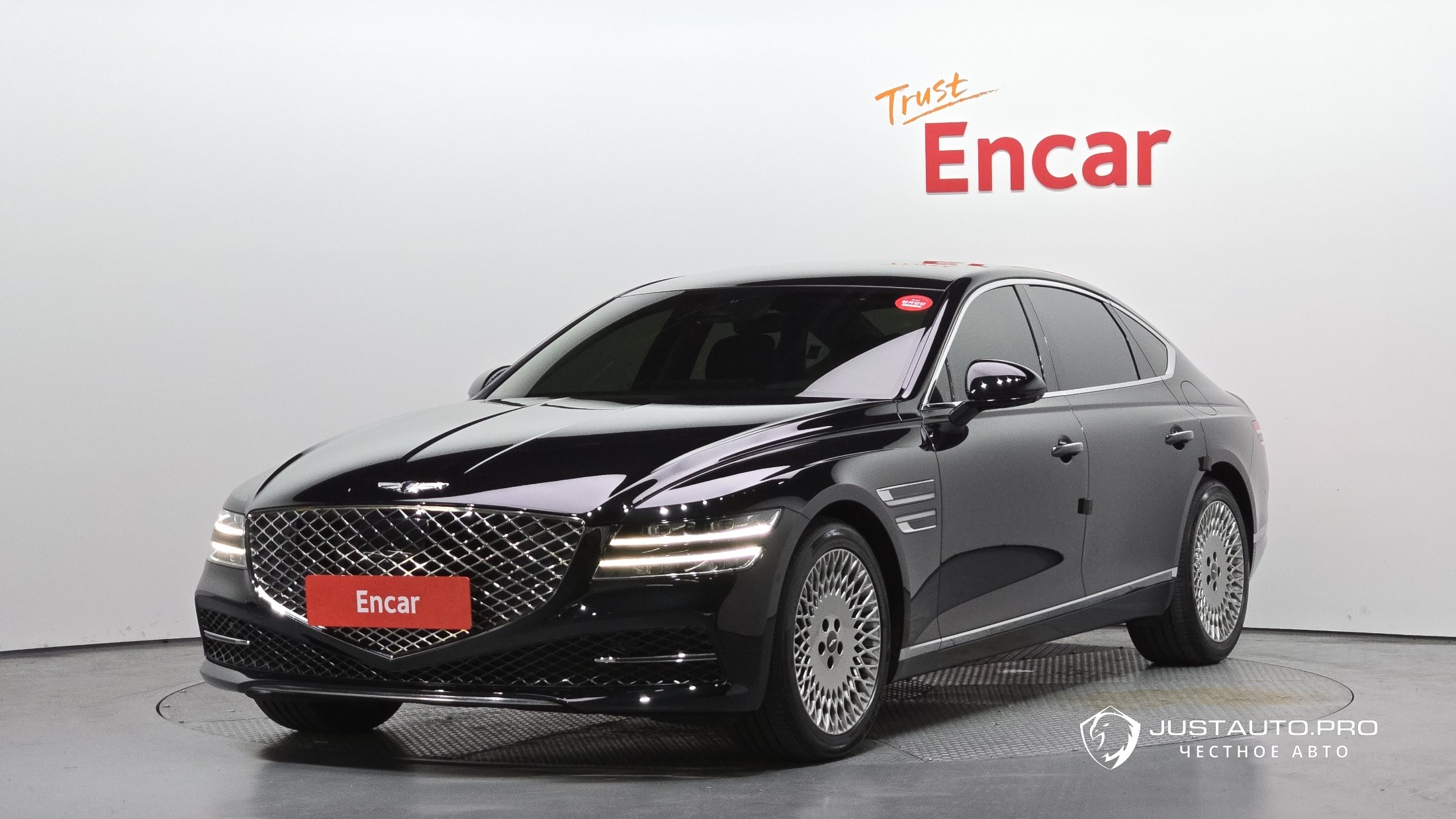 Автомобиль Genesis G80