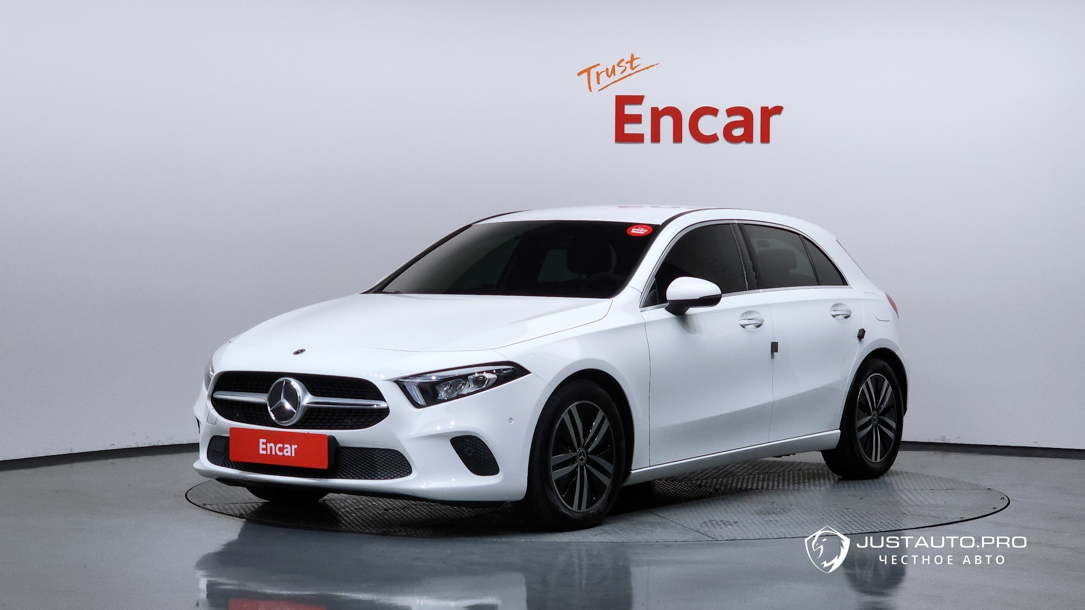Автомобиль Mercedes-Benz A-Class