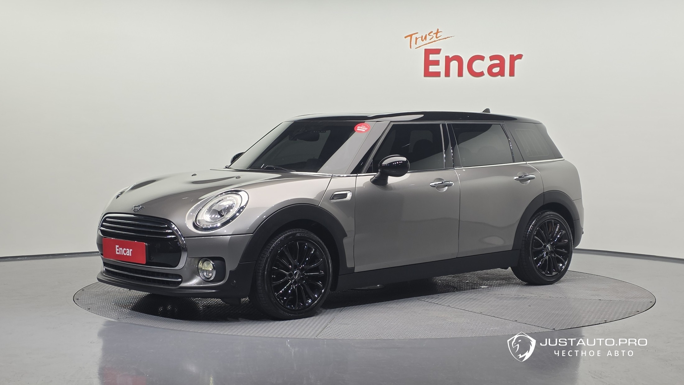 Автомобиль Mini Clubman