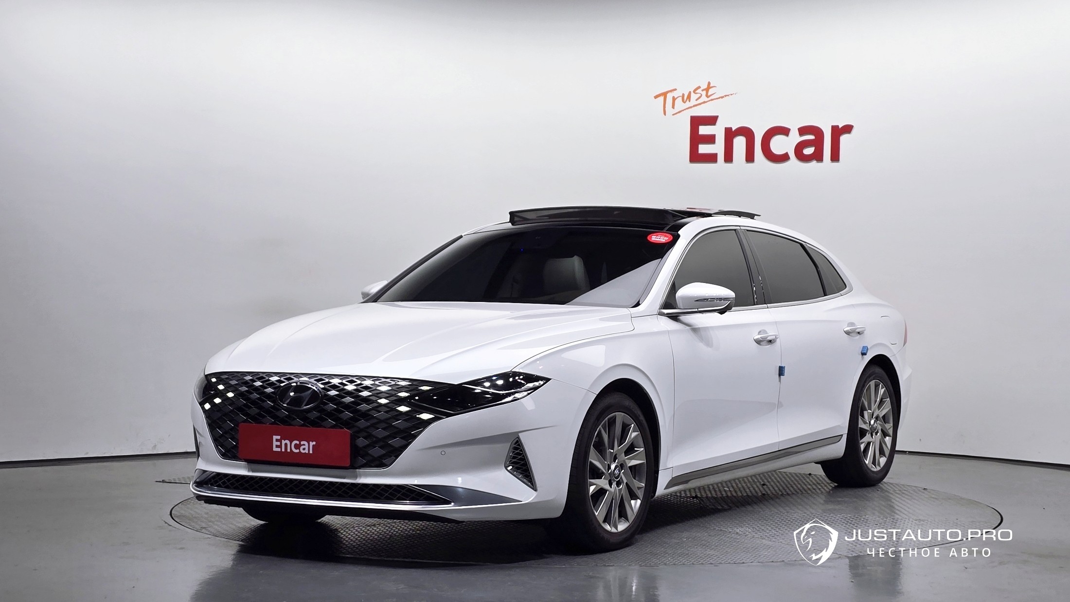 Автомобиль Hyundai Grandeur