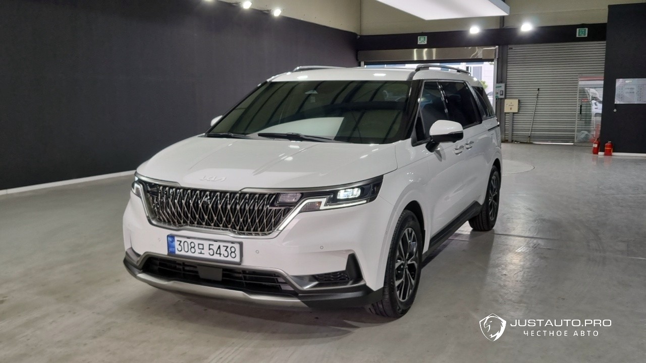 Автомобиль Kia Canival