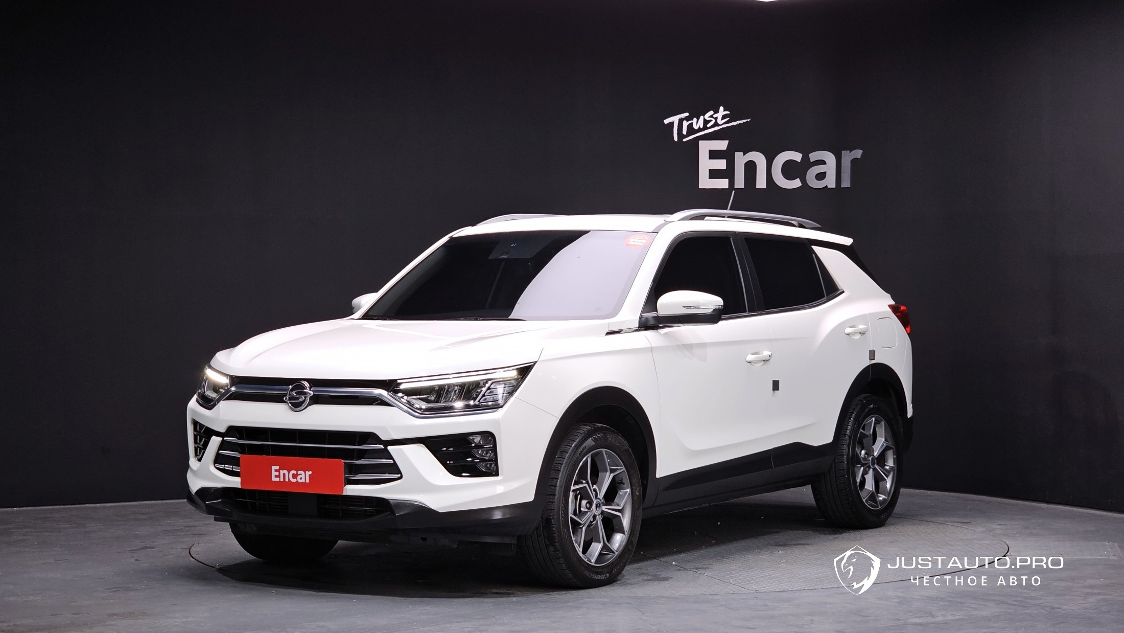 Автомобиль KG_Mobility_Ssangyong KORANDO