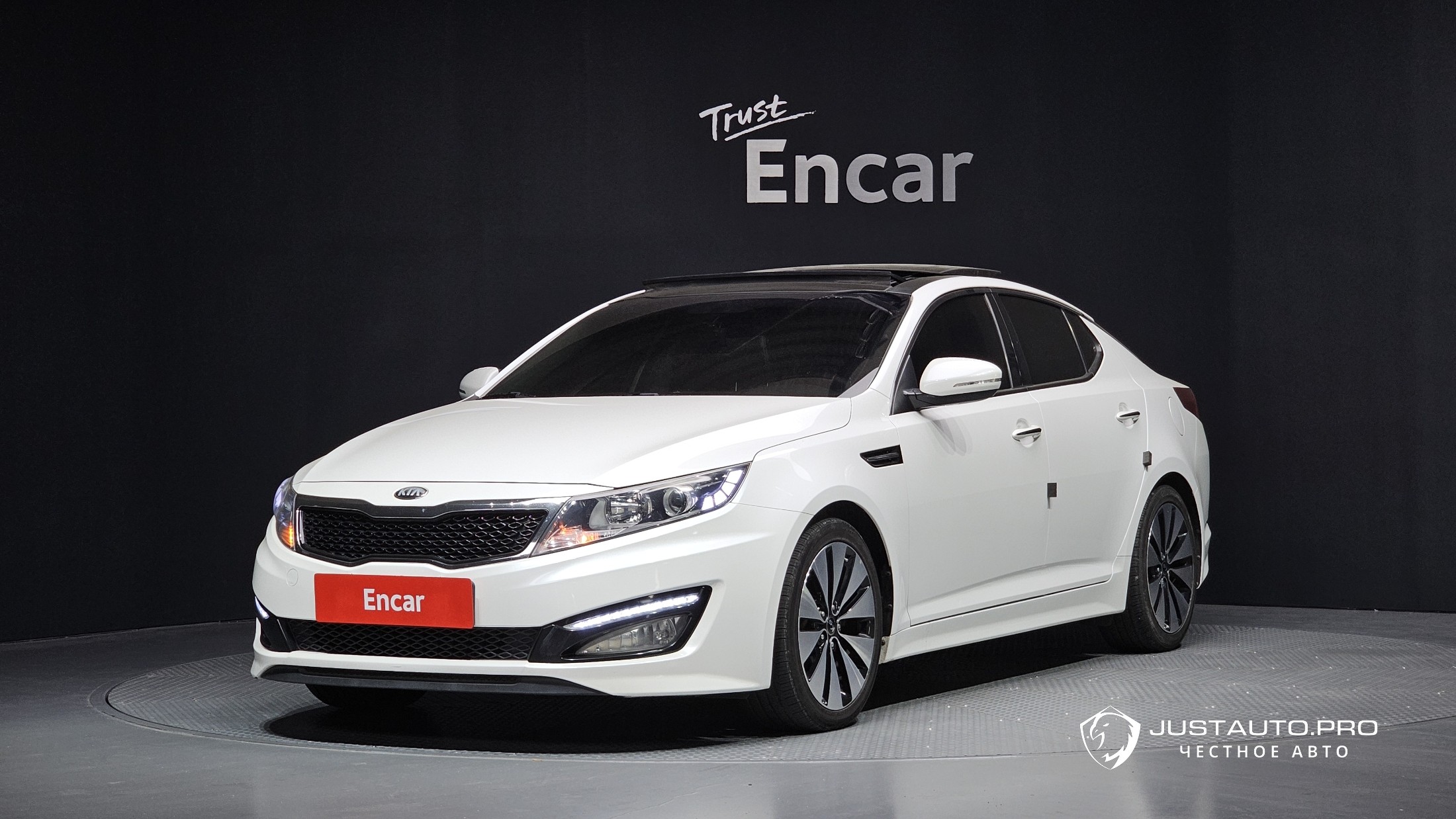 Автомобиль Kia K5