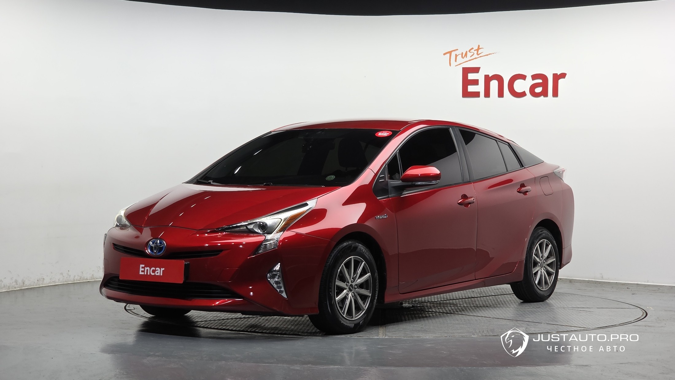 Автомобиль Toyota Prius