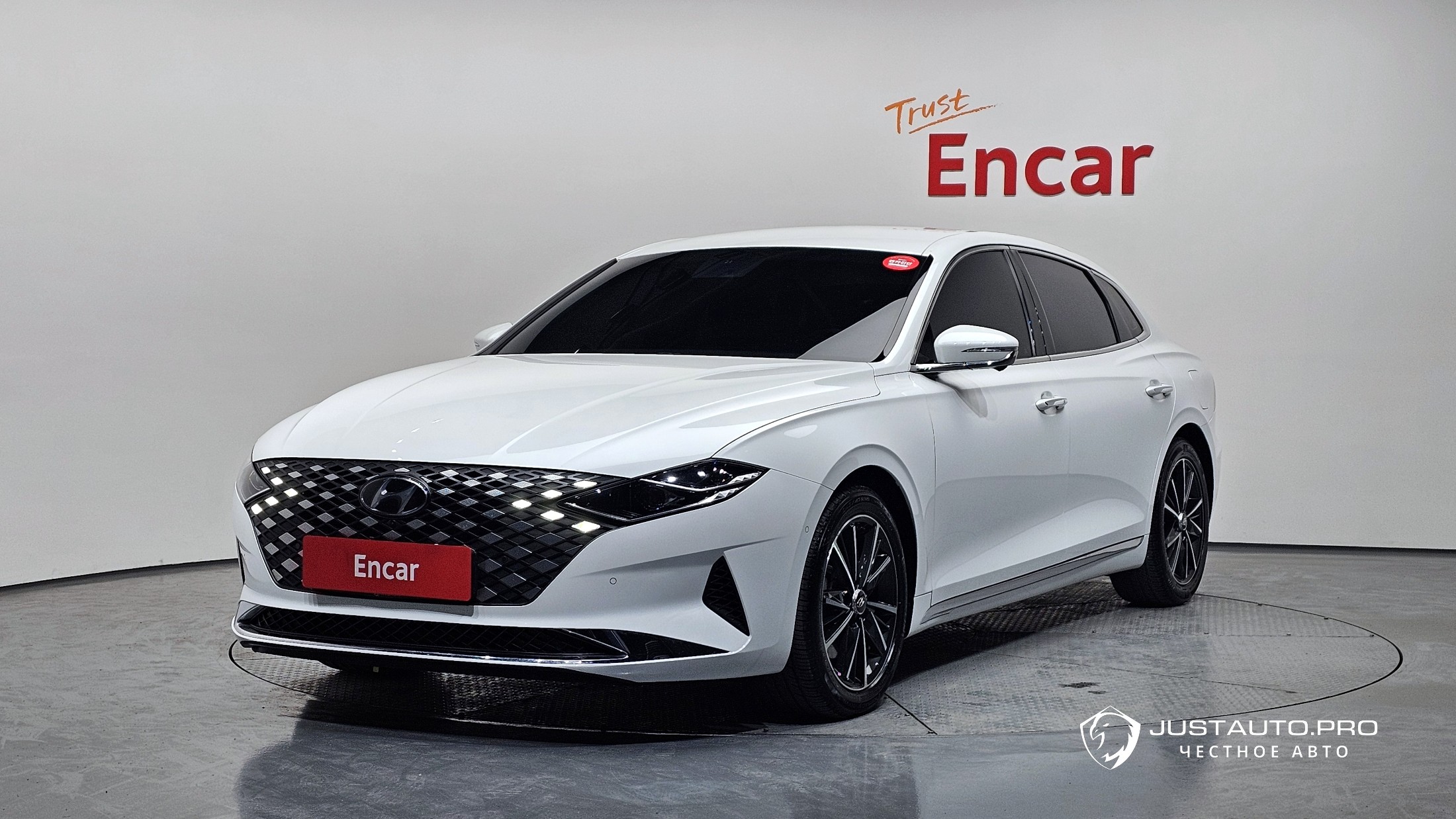 Автомобиль Hyundai Grandeur