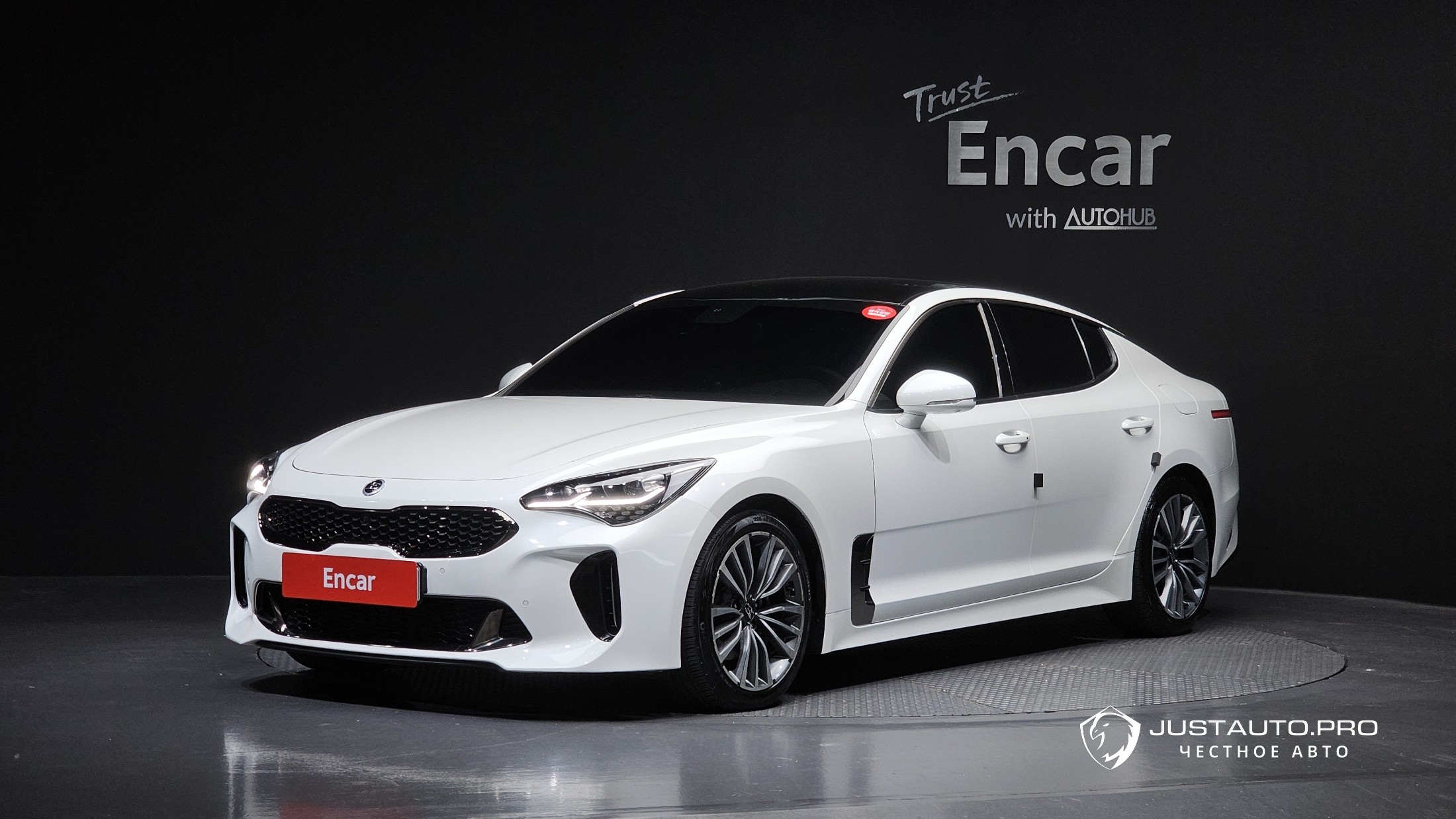 Автомобиль Kia Stinger