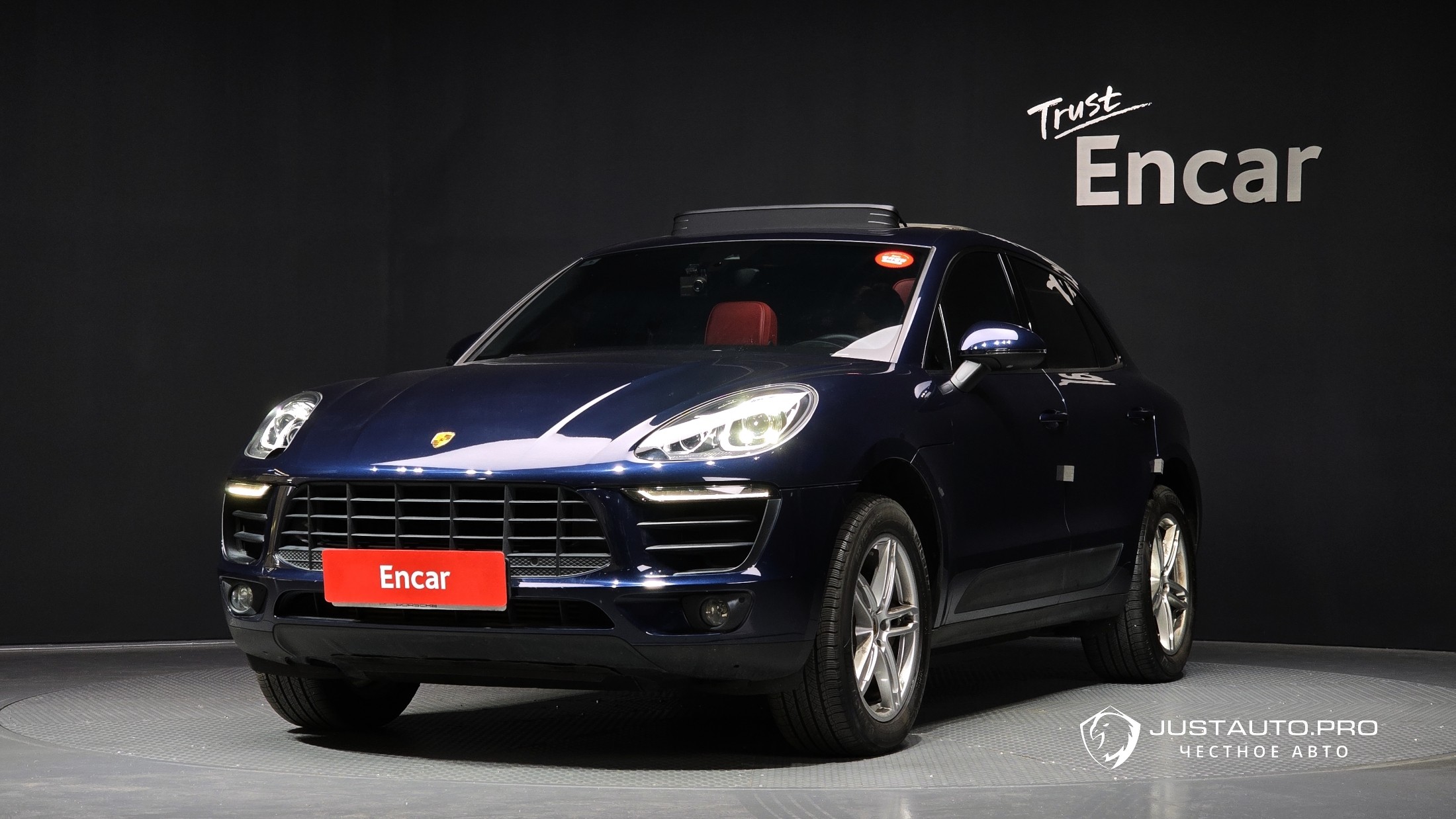 Автомобиль Porsche Macan