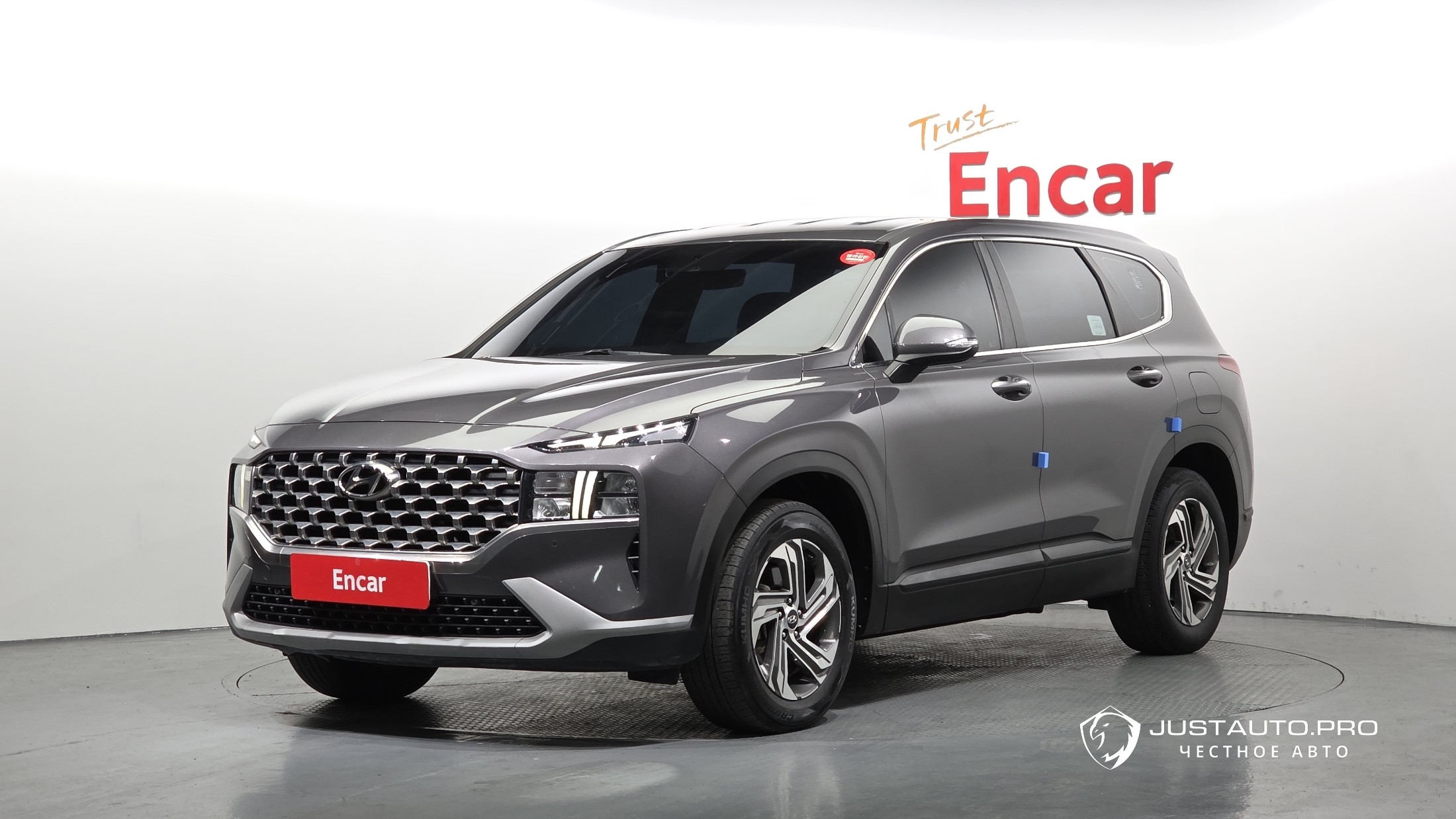 Автомобиль Hyundai Santafe