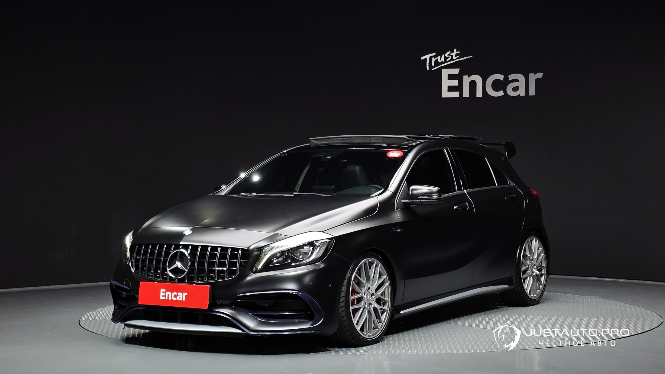 Автомобиль Mercedes-Benz A-Class
