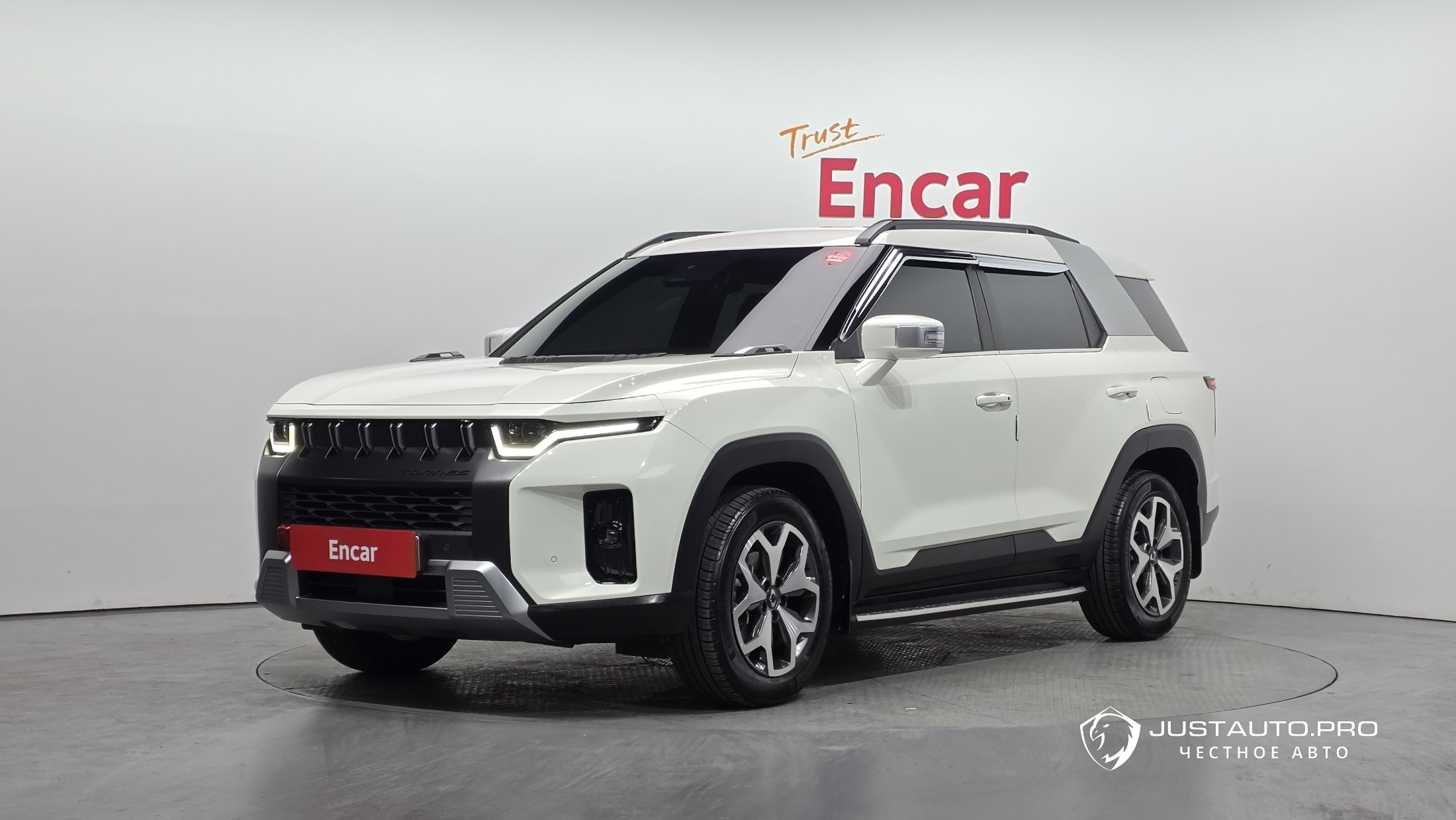 Автомобиль KG_Mobility_Ssangyong Torres