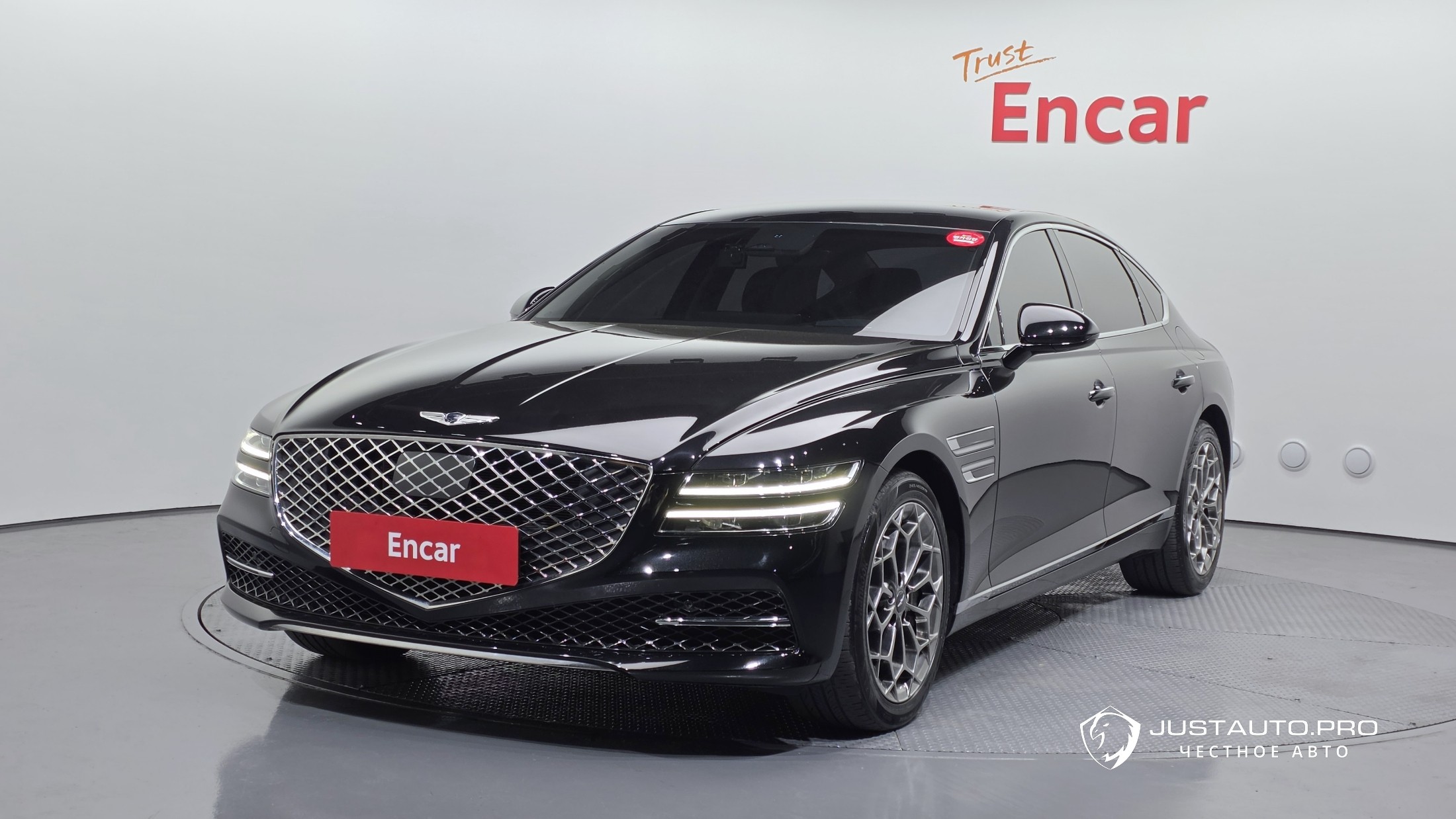 Автомобиль Genesis G80