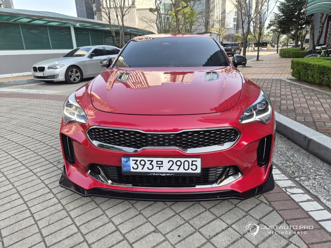 Автомобиль Kia Stinger