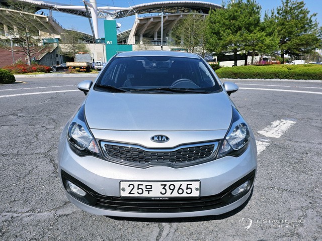 Автомобиль Kia pride