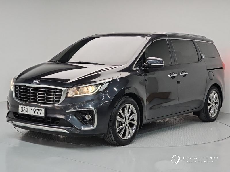 Автомобиль Kia Canival
