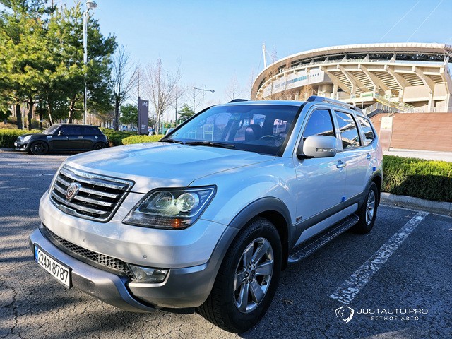 Автомобиль Kia Mohave