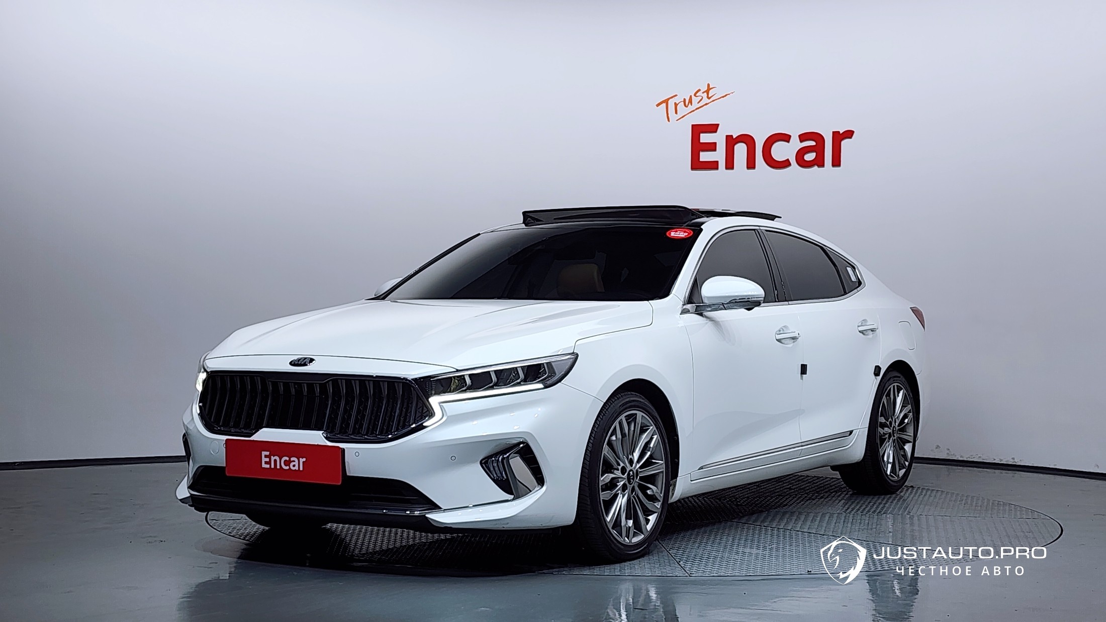 Автомобиль Kia K7
