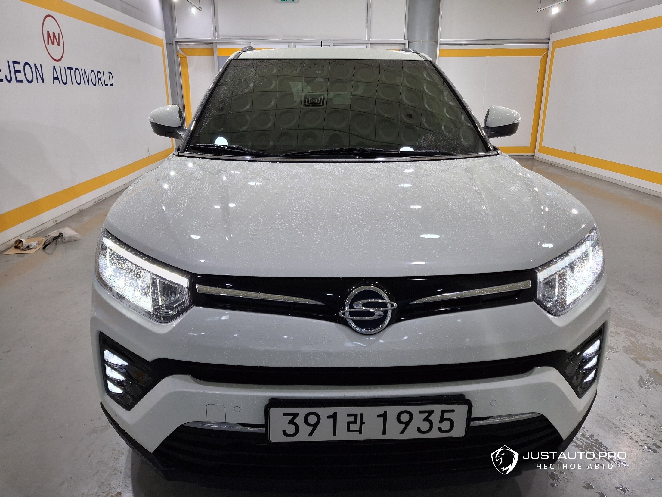 Автомобиль KG_Mobility_Ssangyong TIBOLI