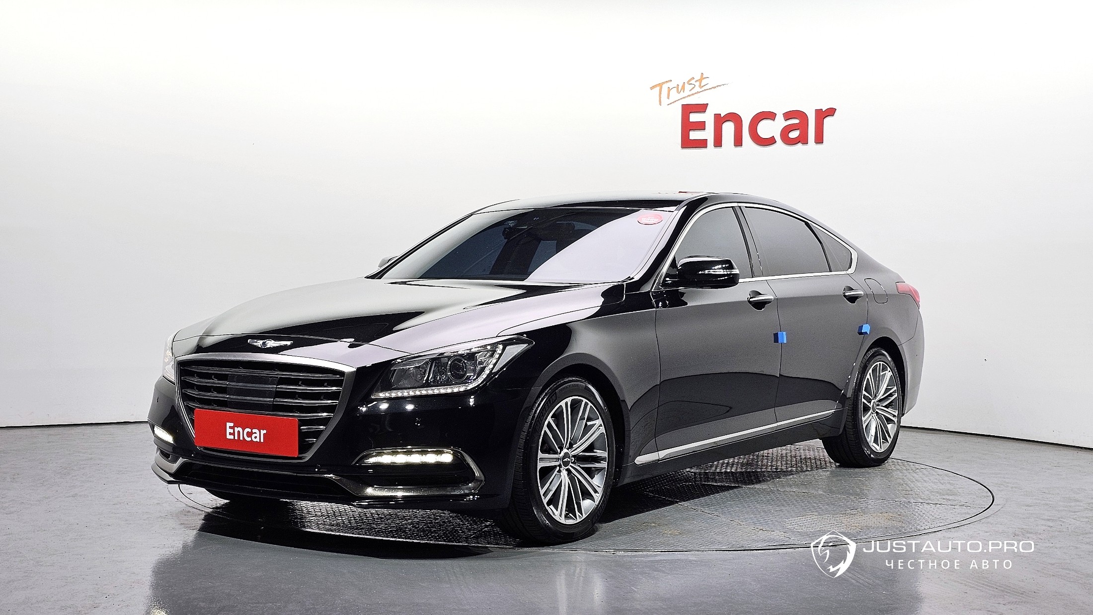 Автомобиль Genesis G80