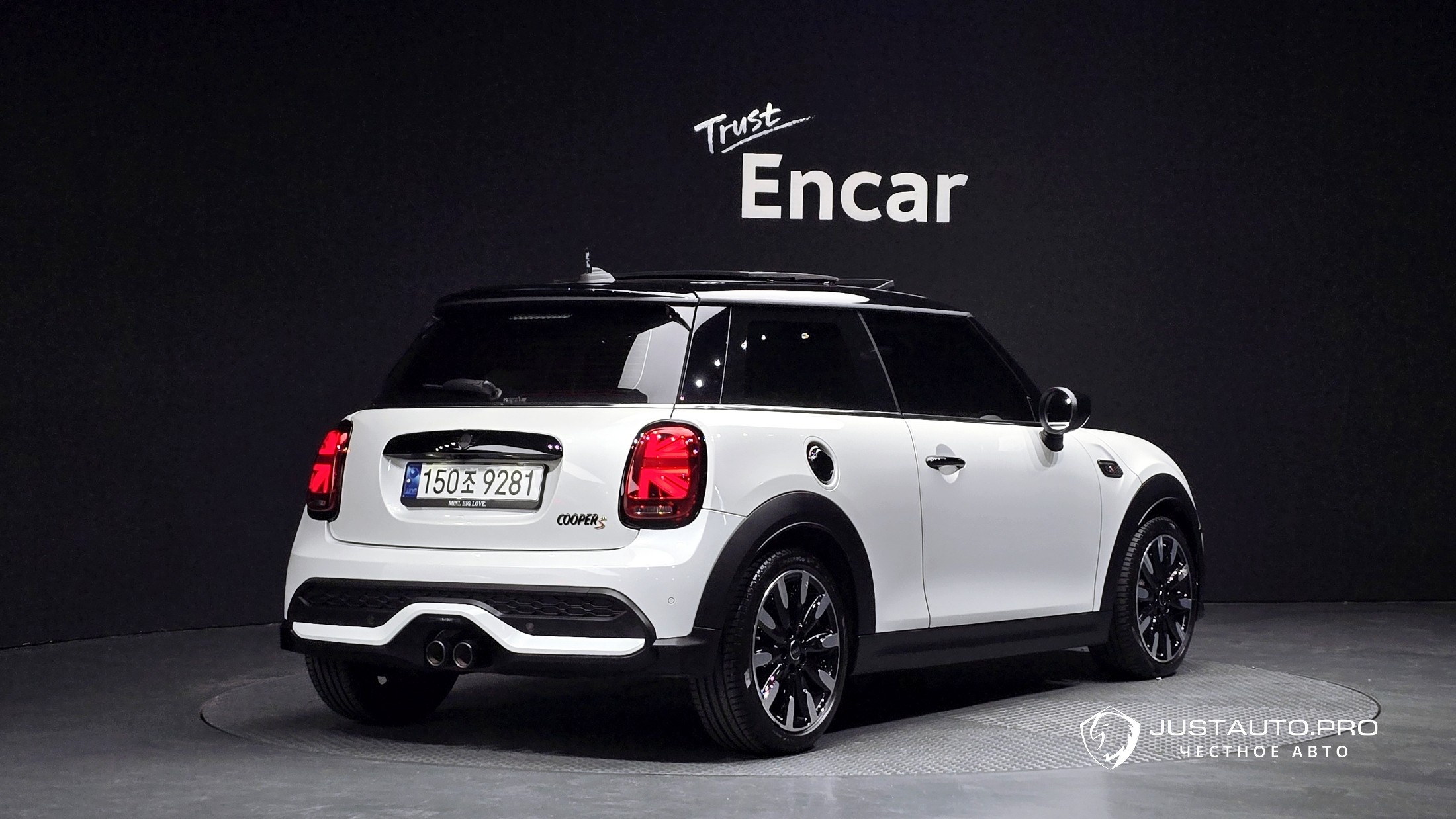 Автомобиль Mini Cooper