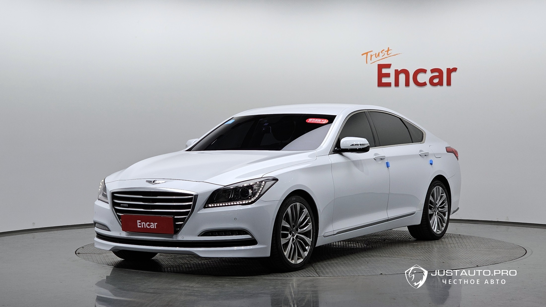 Автомобиль Hyundai Genesis