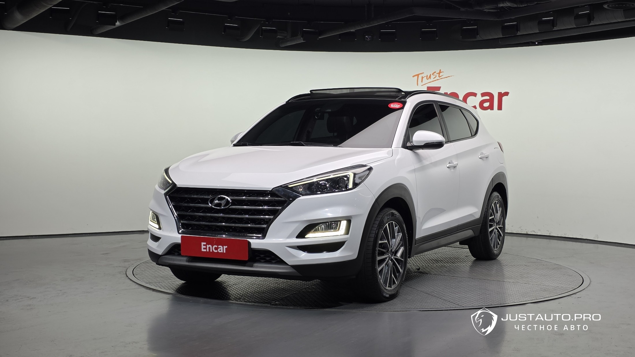 Автомобиль Hyundai Tucson