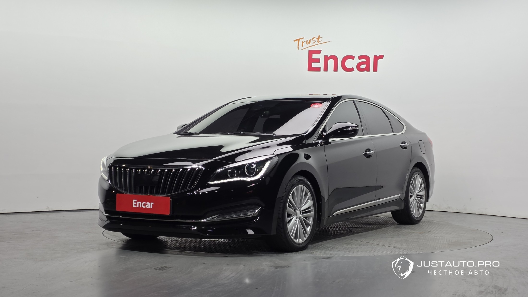 Автомобиль Hyundai Aslan