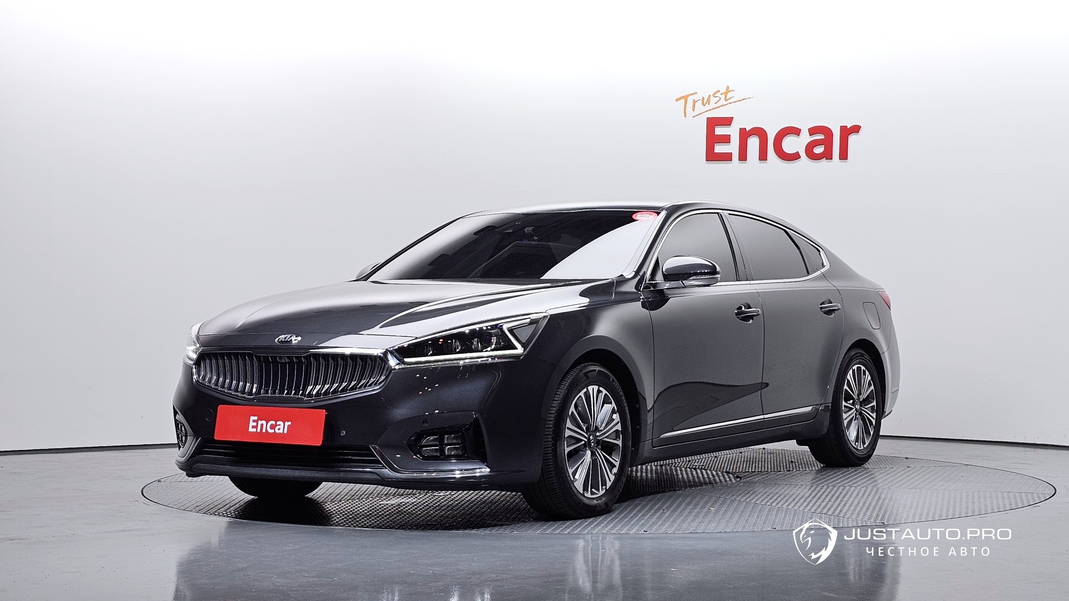 Автомобиль Kia K7