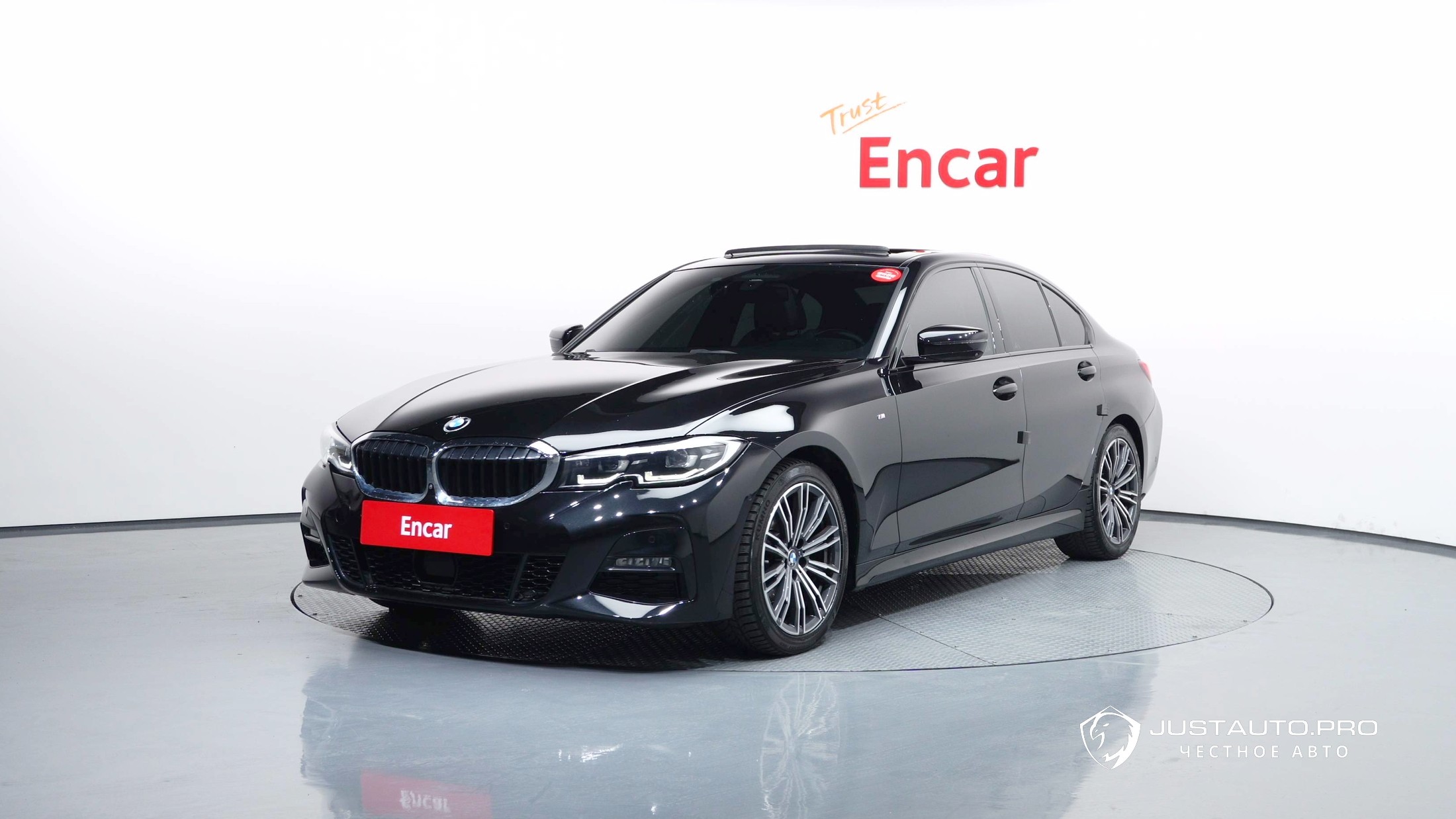 Автомобиль BMW 3-Series