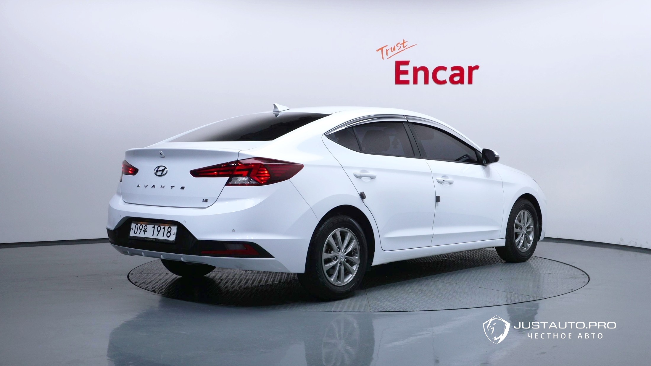 Автомобиль Hyundai AVANTE