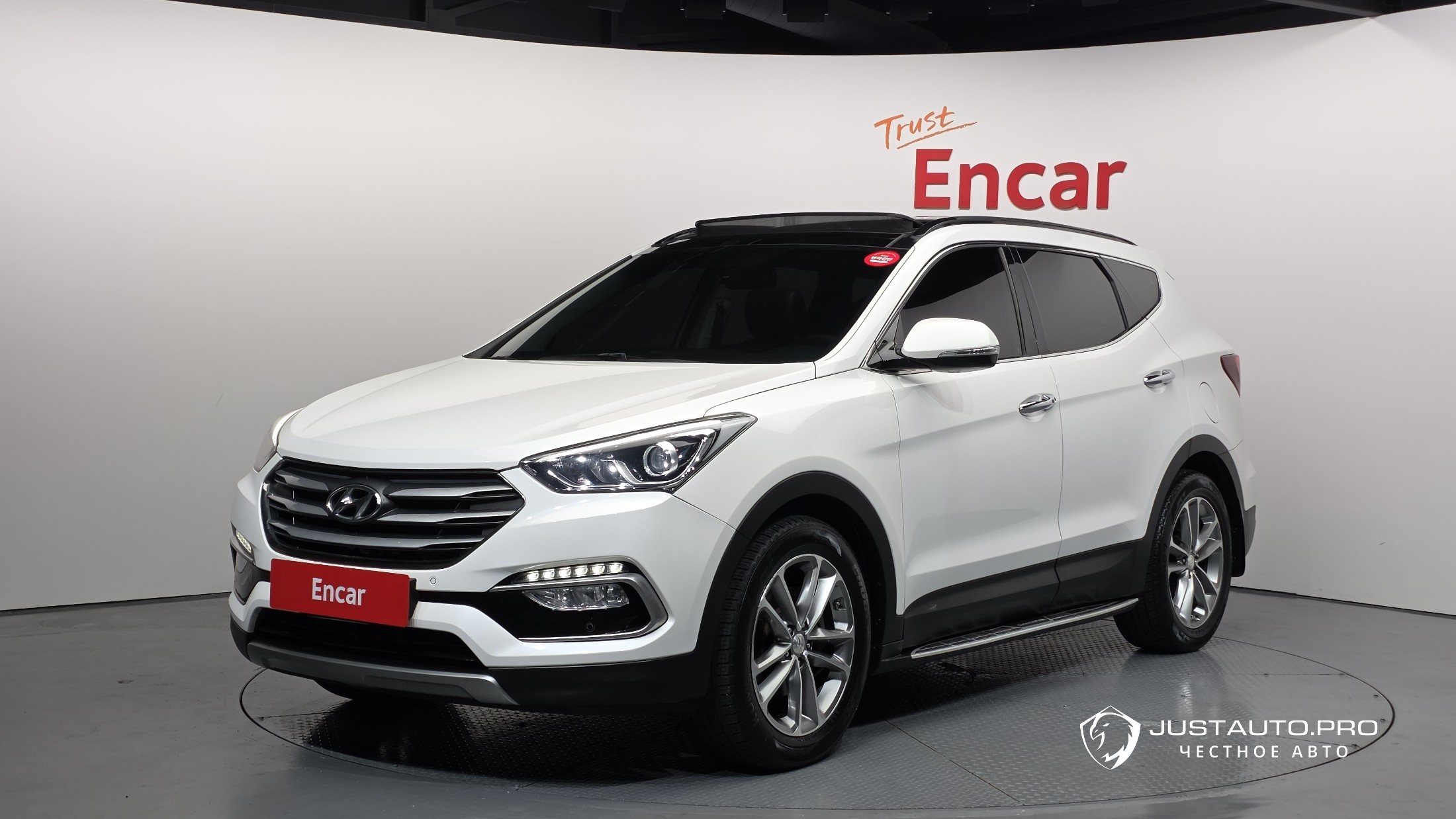 Автомобиль Hyundai Santafe