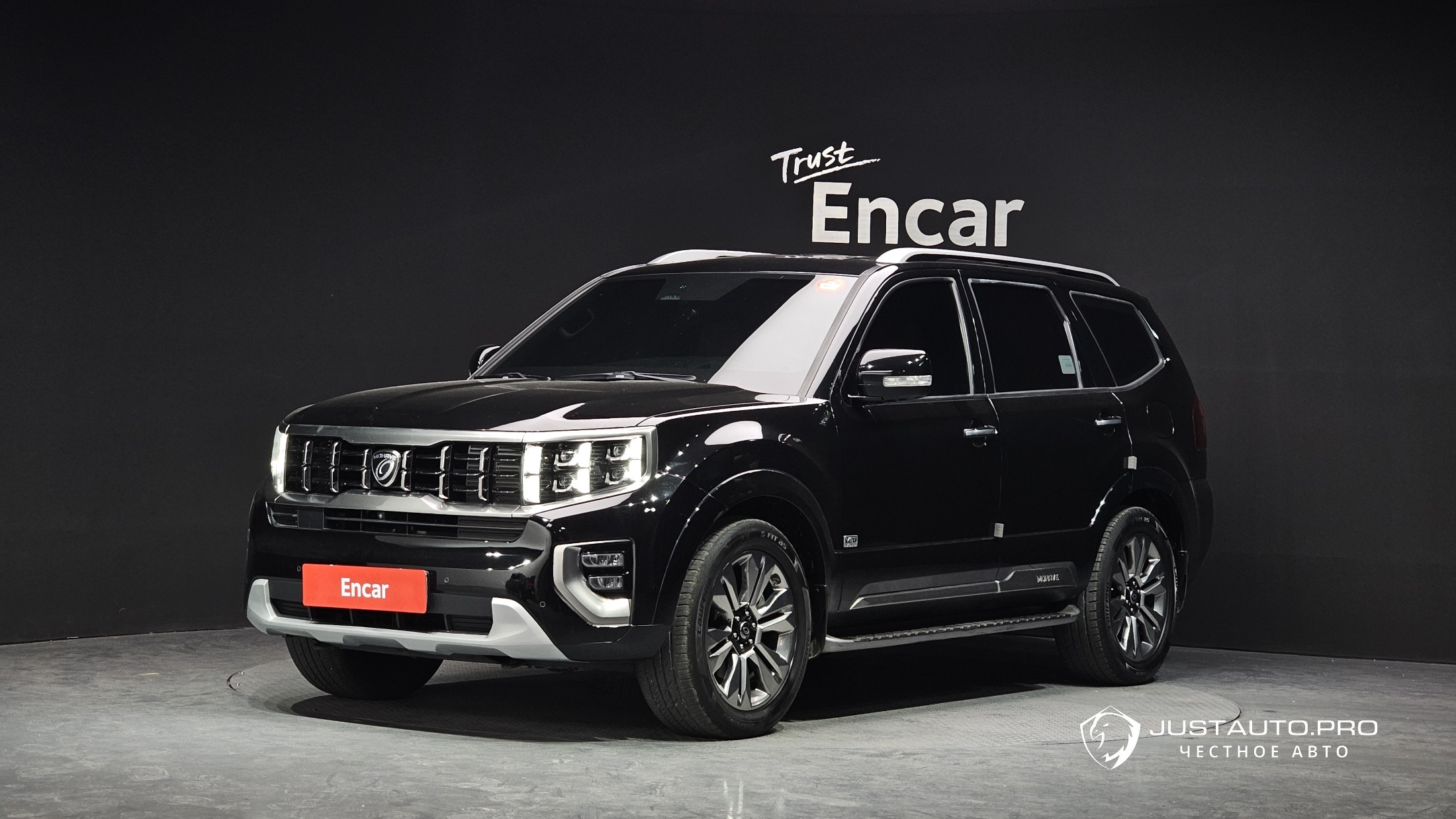 Автомобиль Kia Mohave