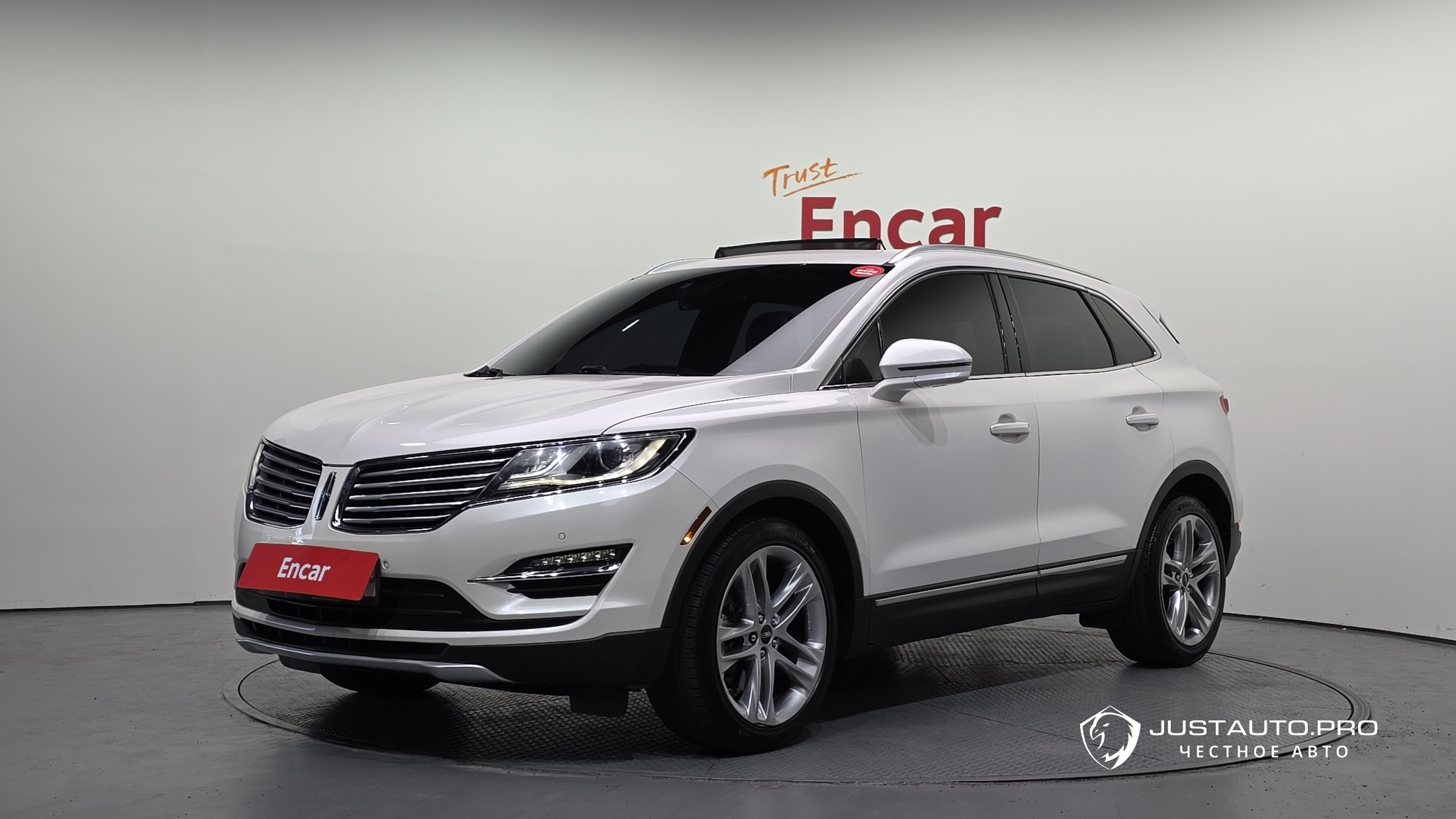 Автомобиль Lincoln MKC
