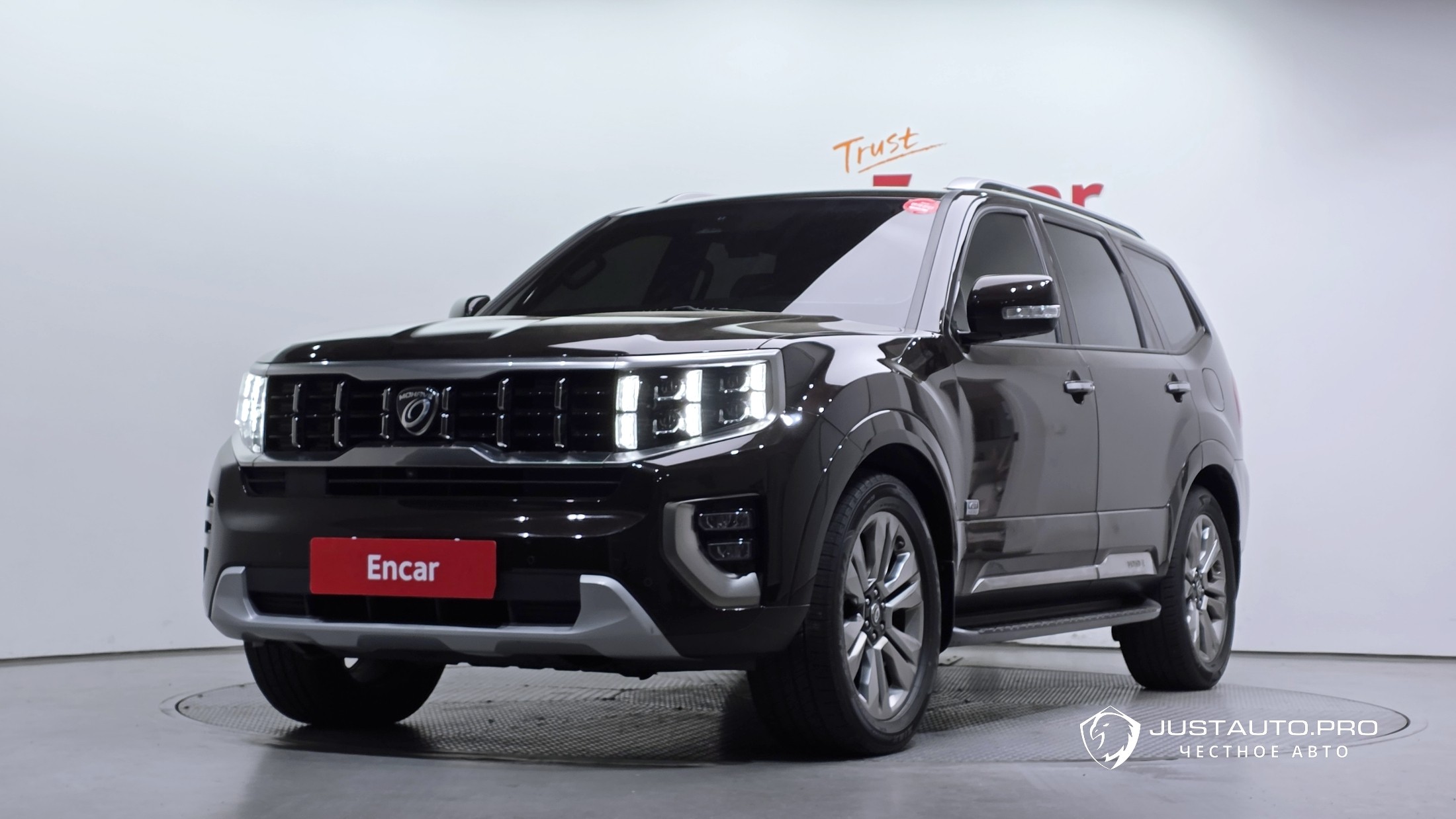 Автомобиль Kia Mohave