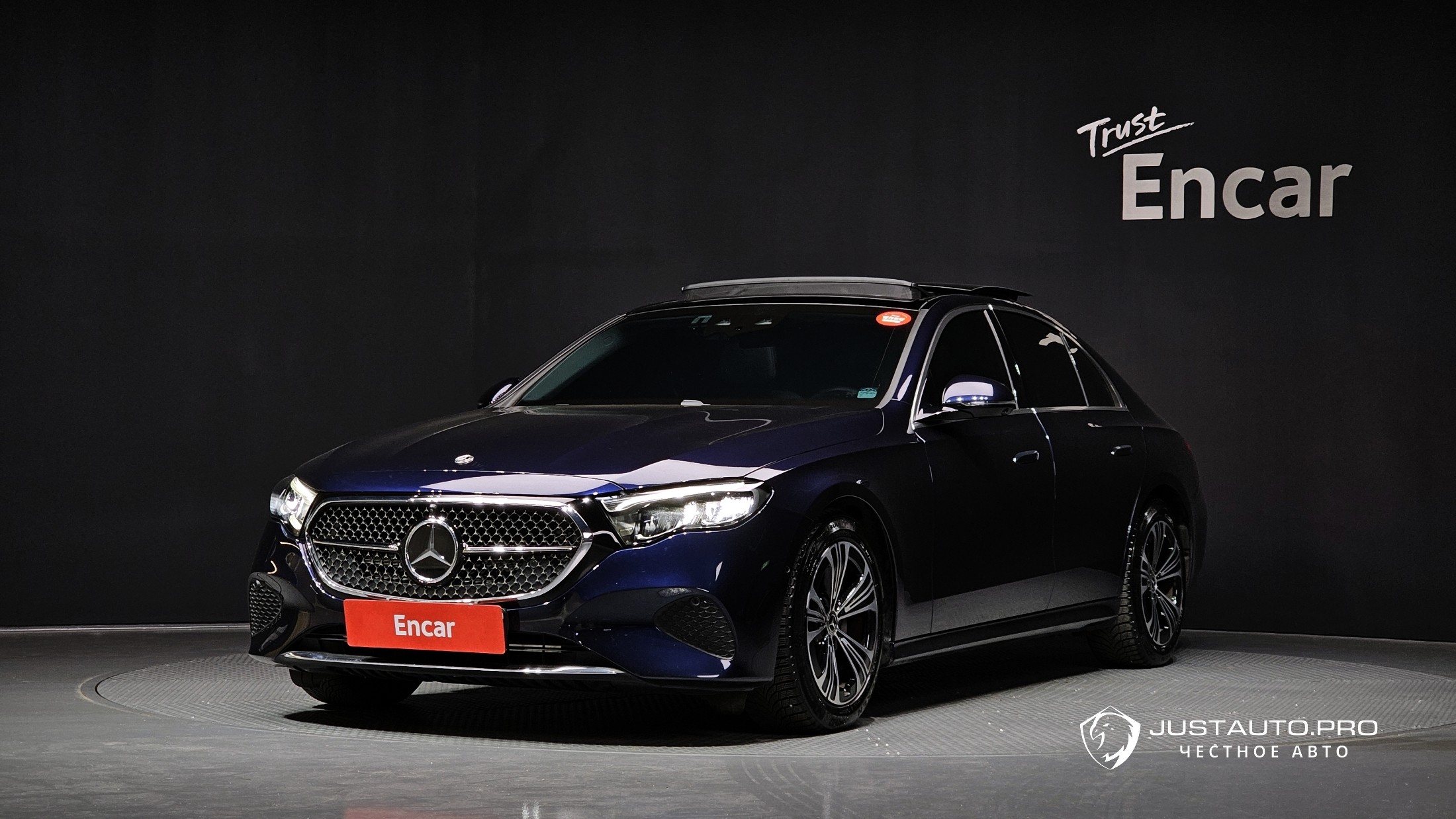 Автомобиль Mercedes-Benz E-Class