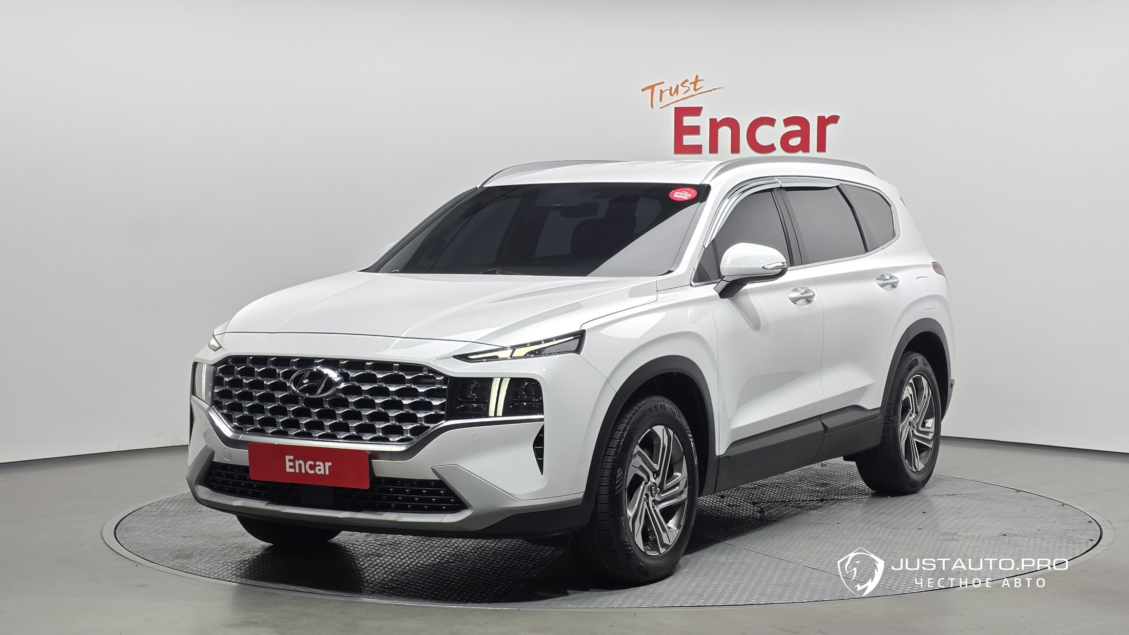Автомобиль Hyundai Santafe
