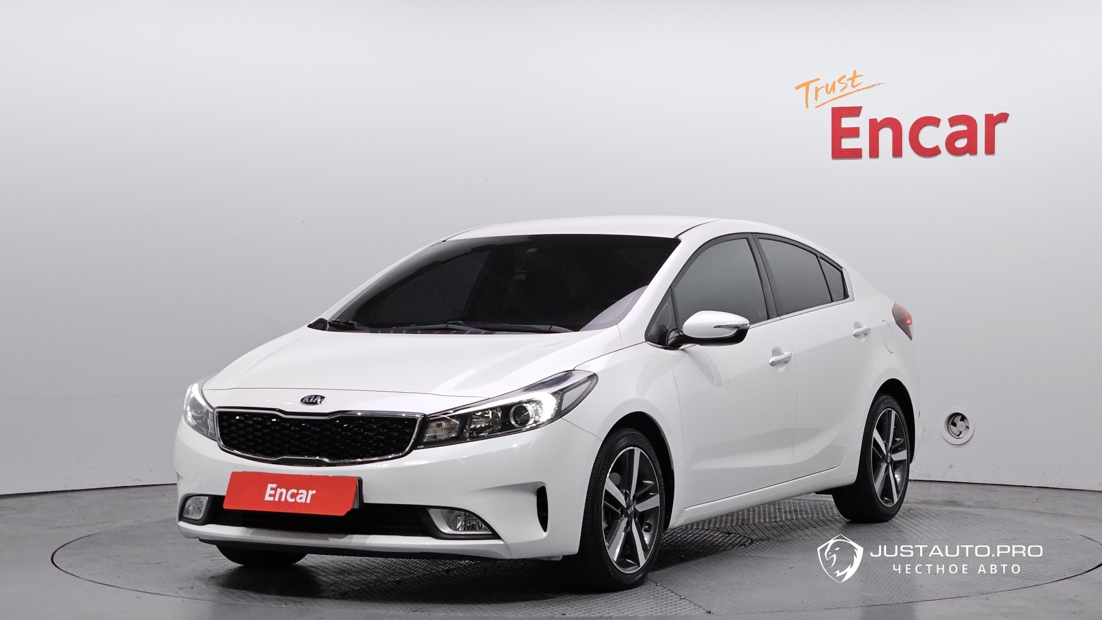 Автомобиль Kia K3