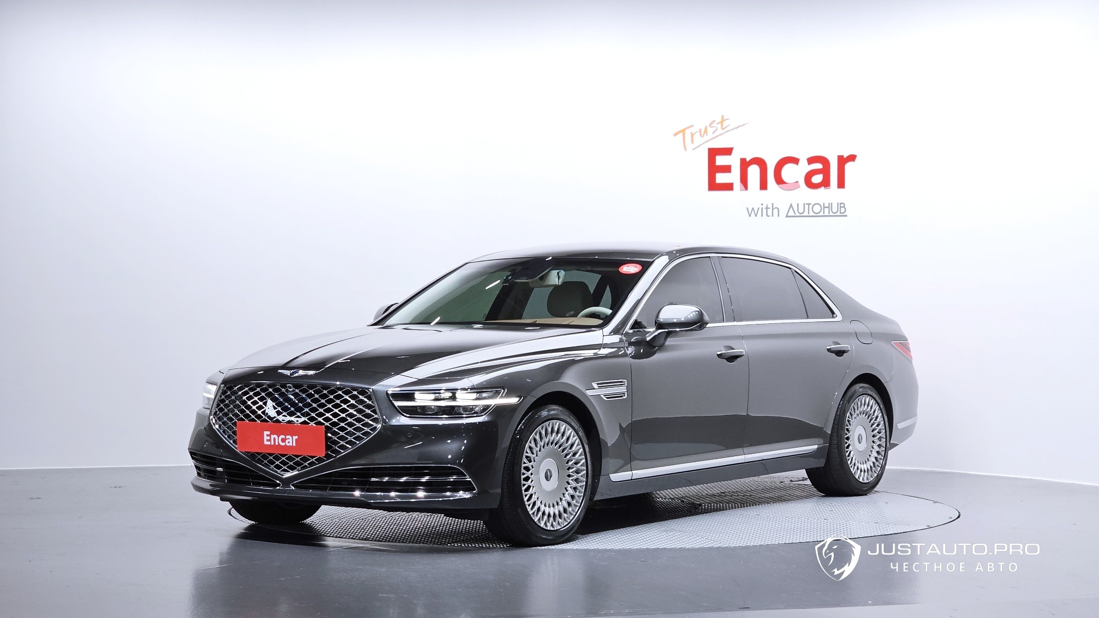 Автомобиль Genesis G90