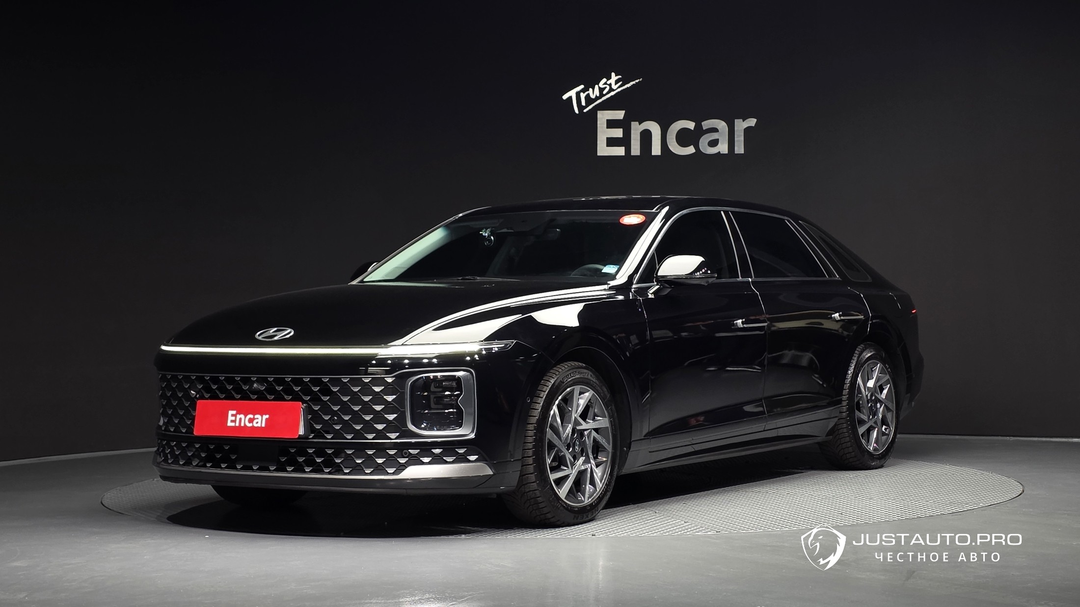 Автомобиль Hyundai Grandeur