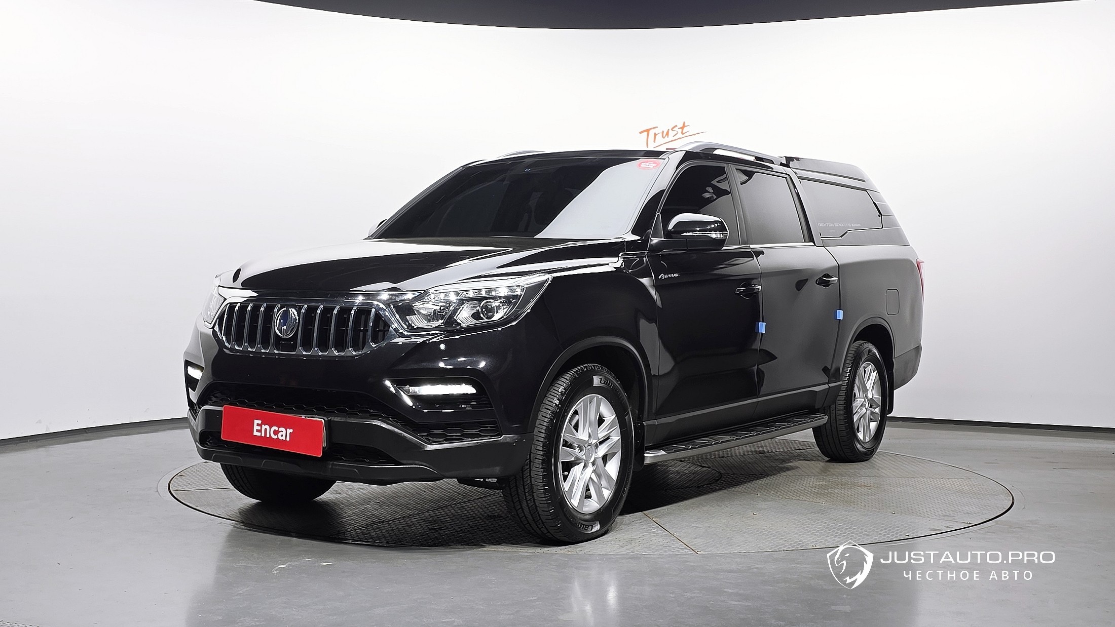Автомобиль KG_Mobility_Ssangyong Rexton