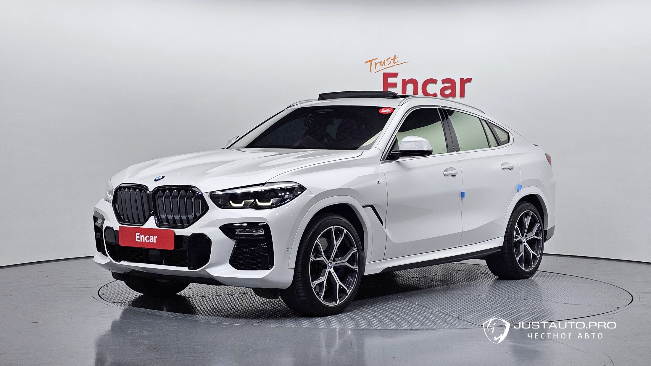 Автомобиль BMW X6