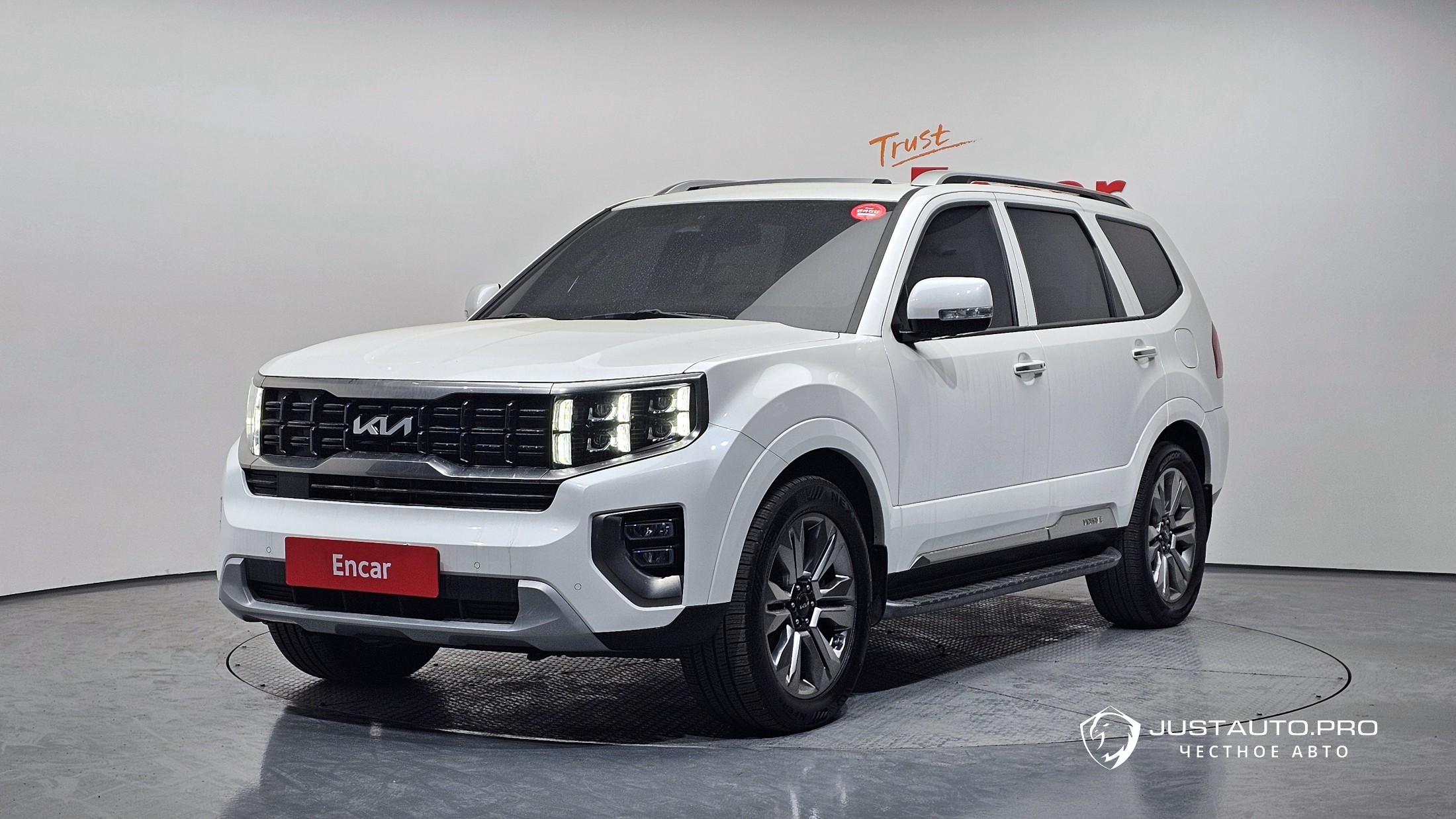 Автомобиль Kia Mohave