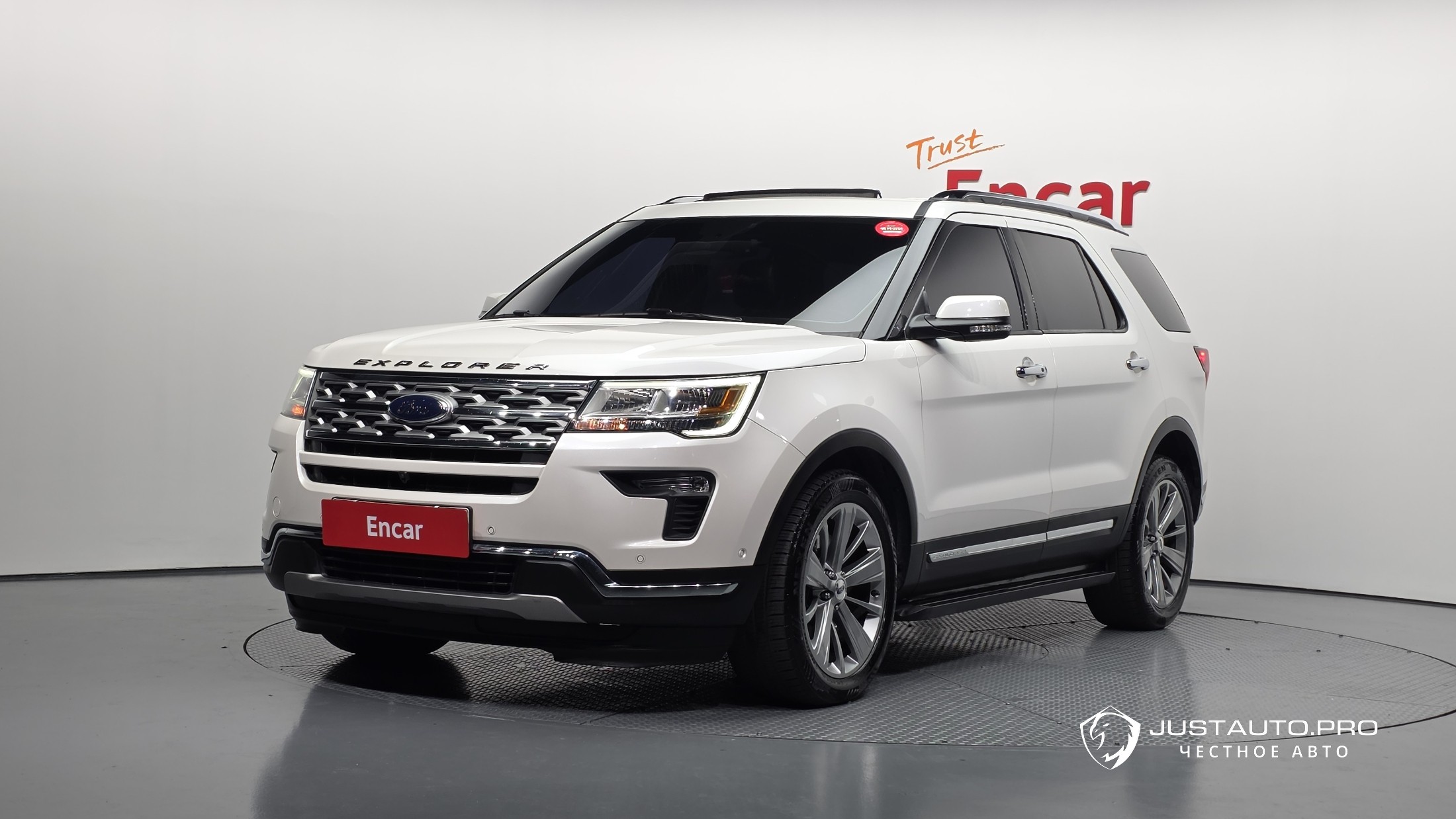 Автомобиль Ford Explorer