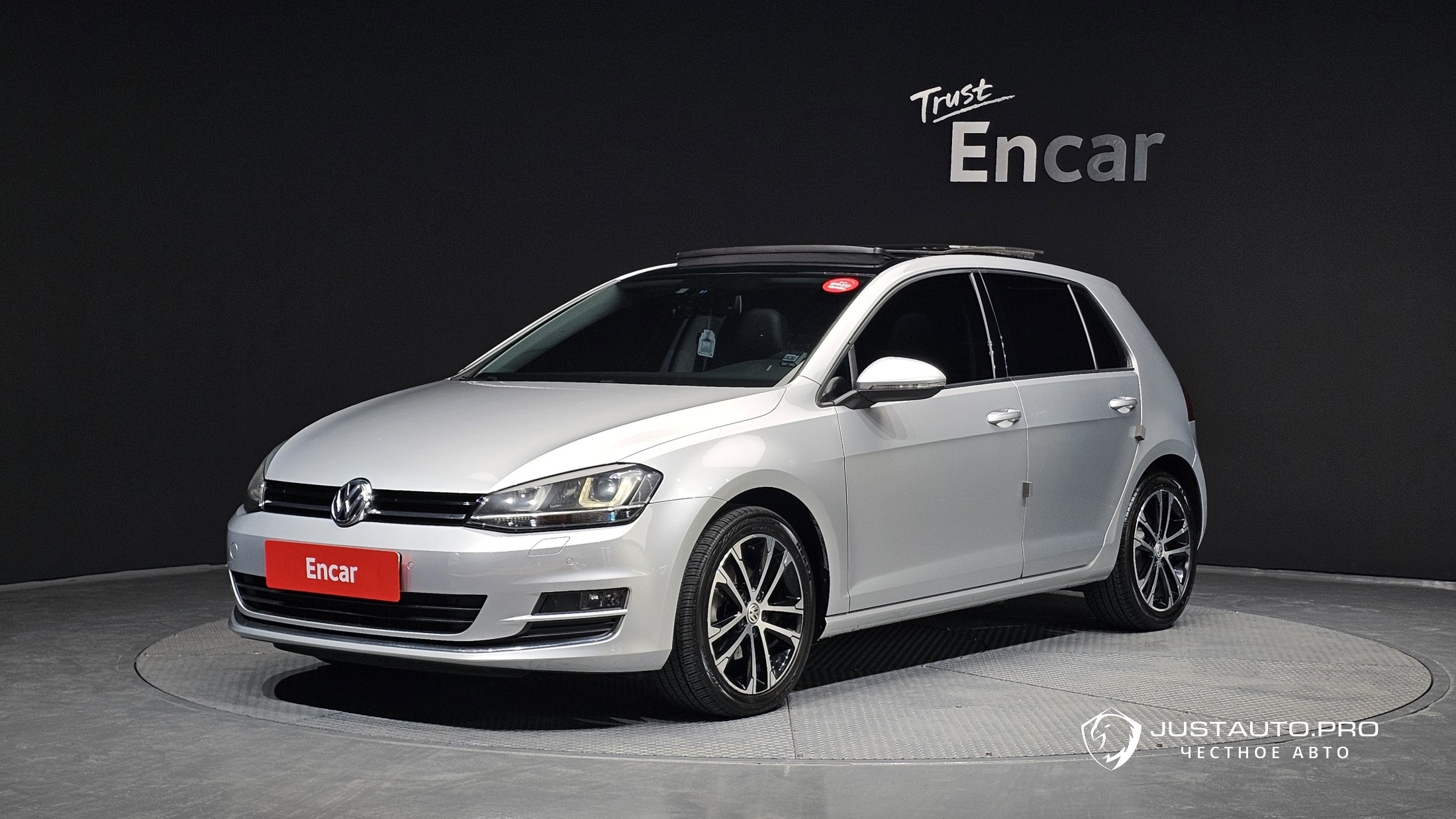 Автомобиль Volkswagen Golf