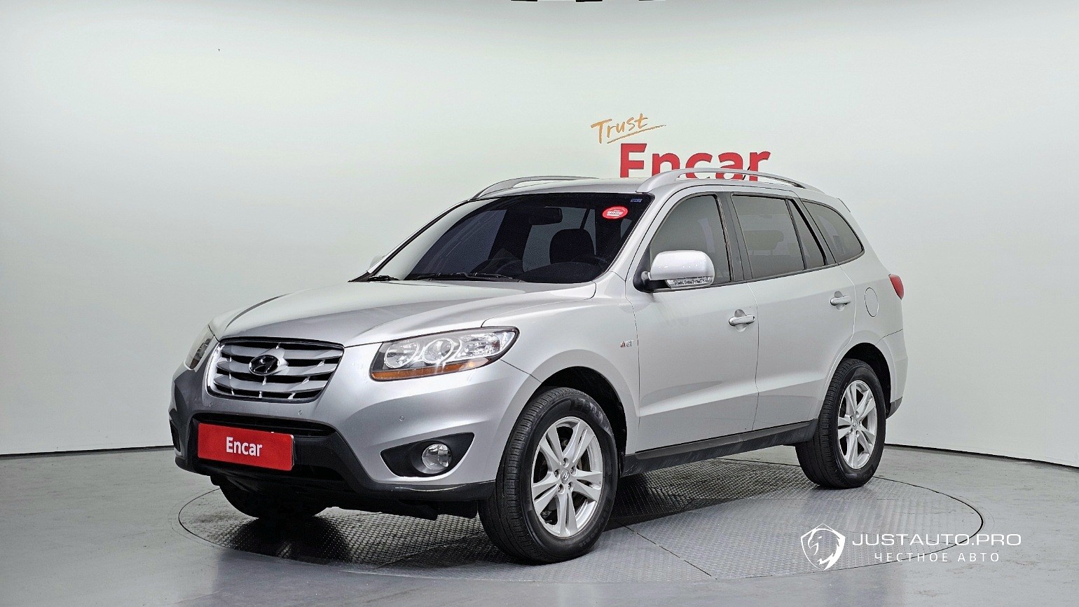 Автомобиль Hyundai Santafe